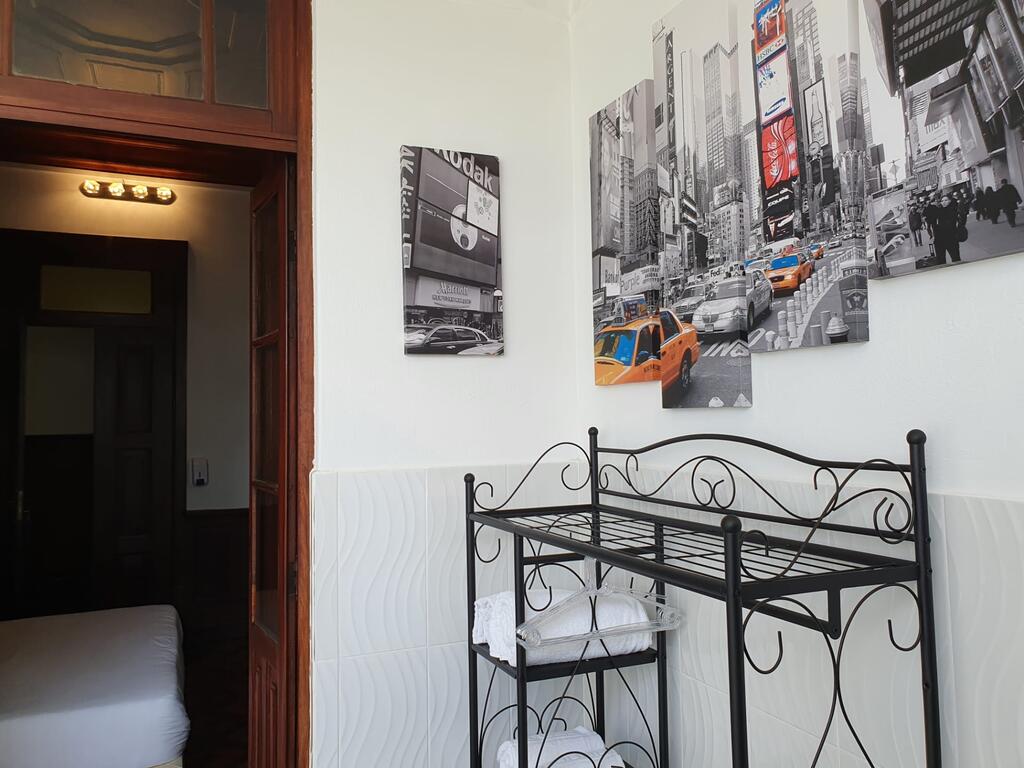 Urban Suites Terrace & Bar