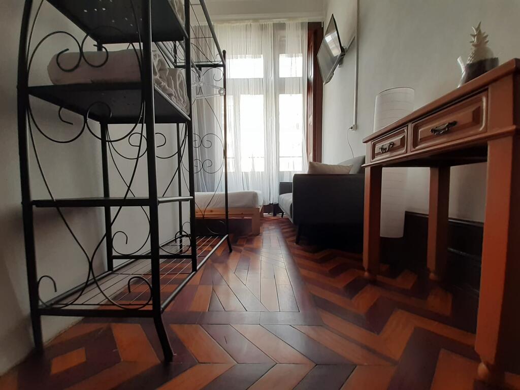 Urban Suites Terrace & Bar