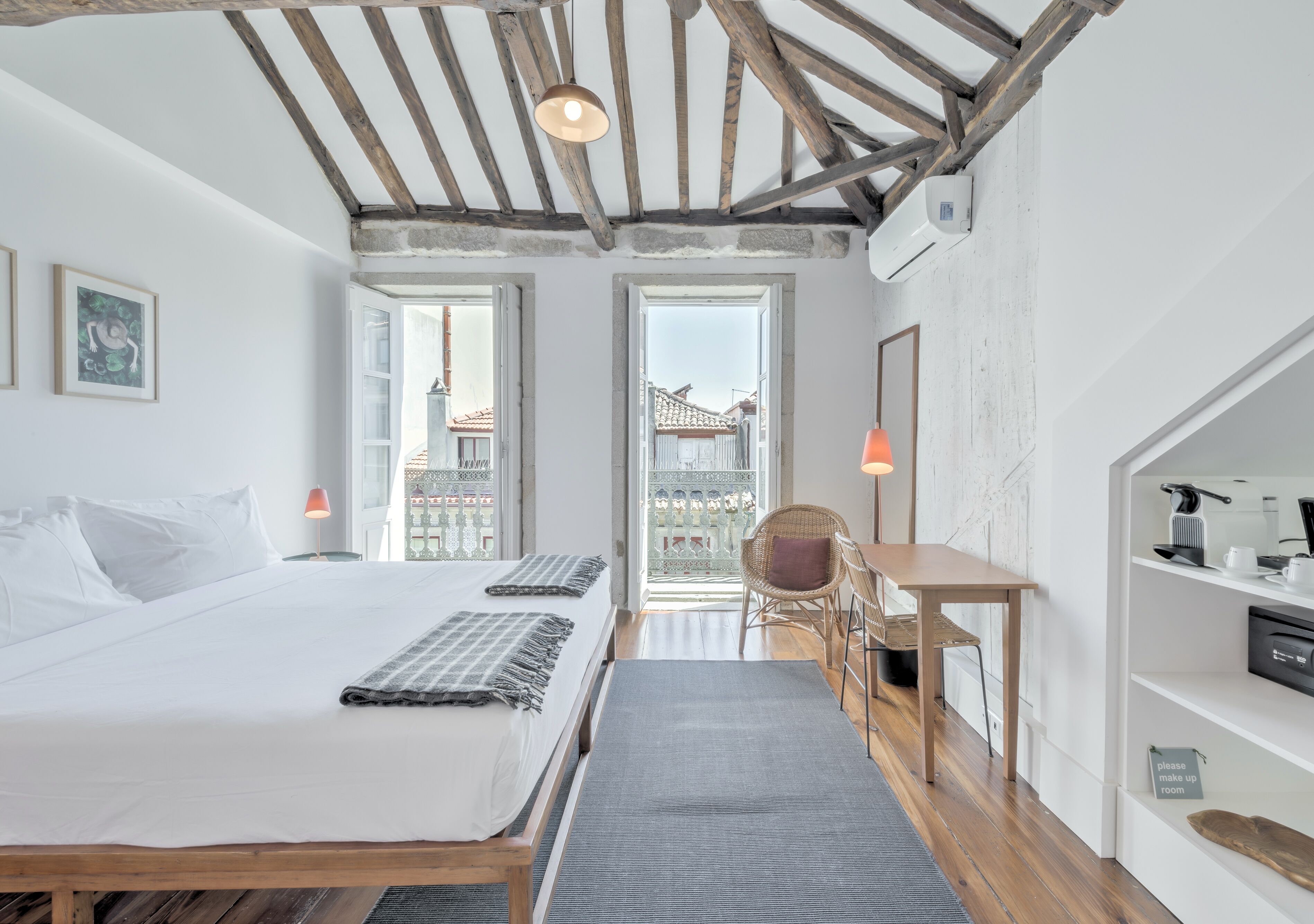 Rosário Luxury Suites by Oporto Collection