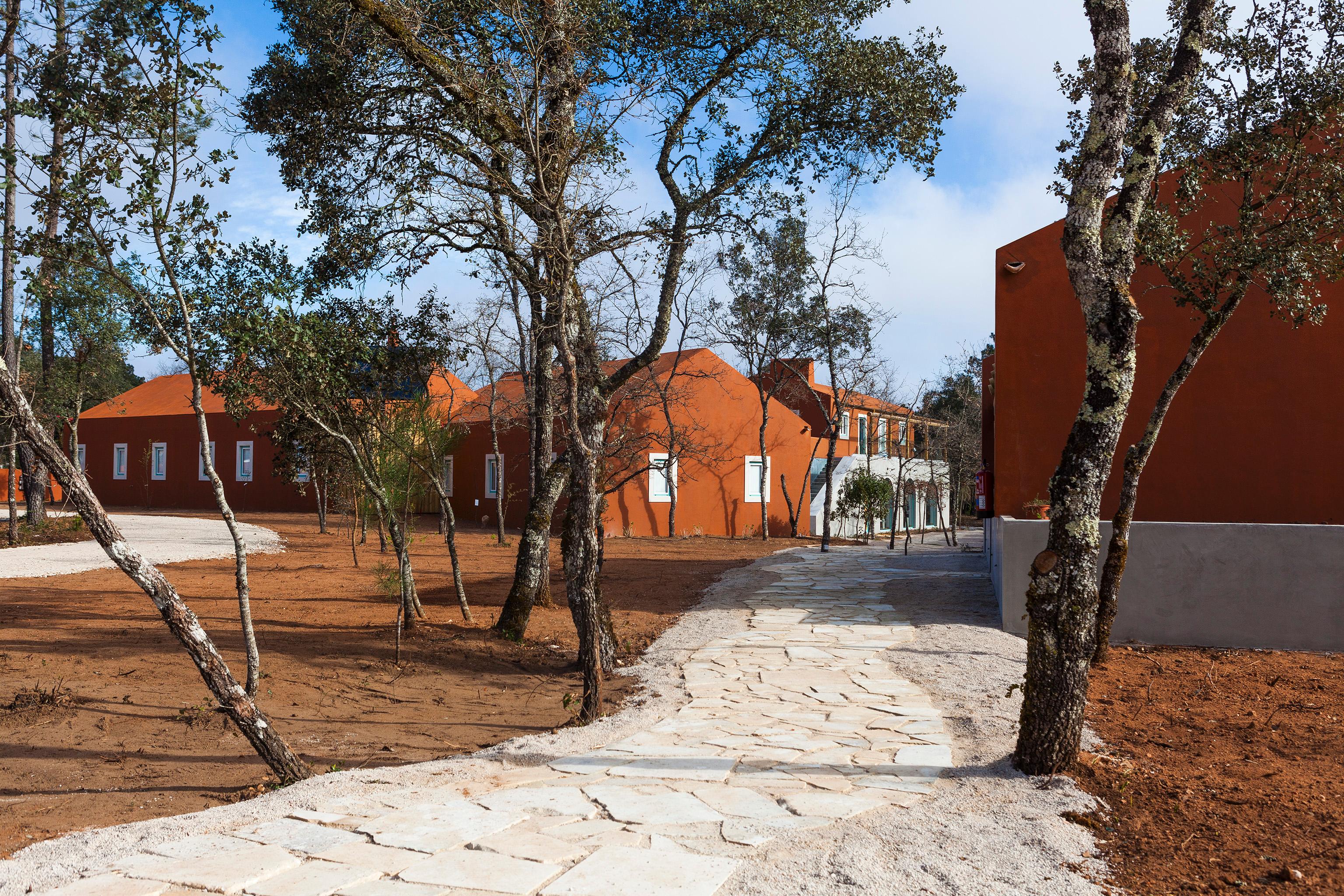 Luz Houses