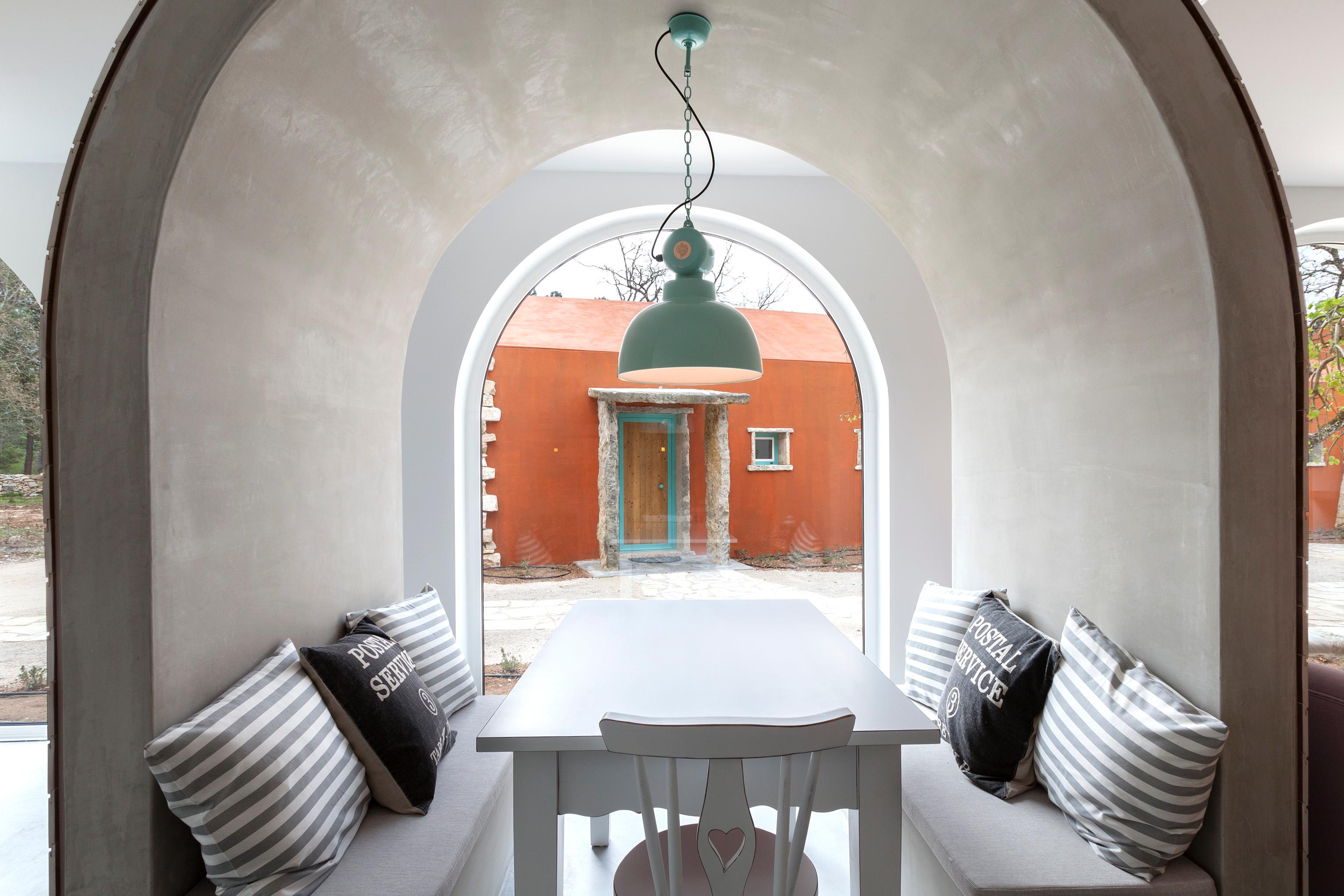Luz Houses