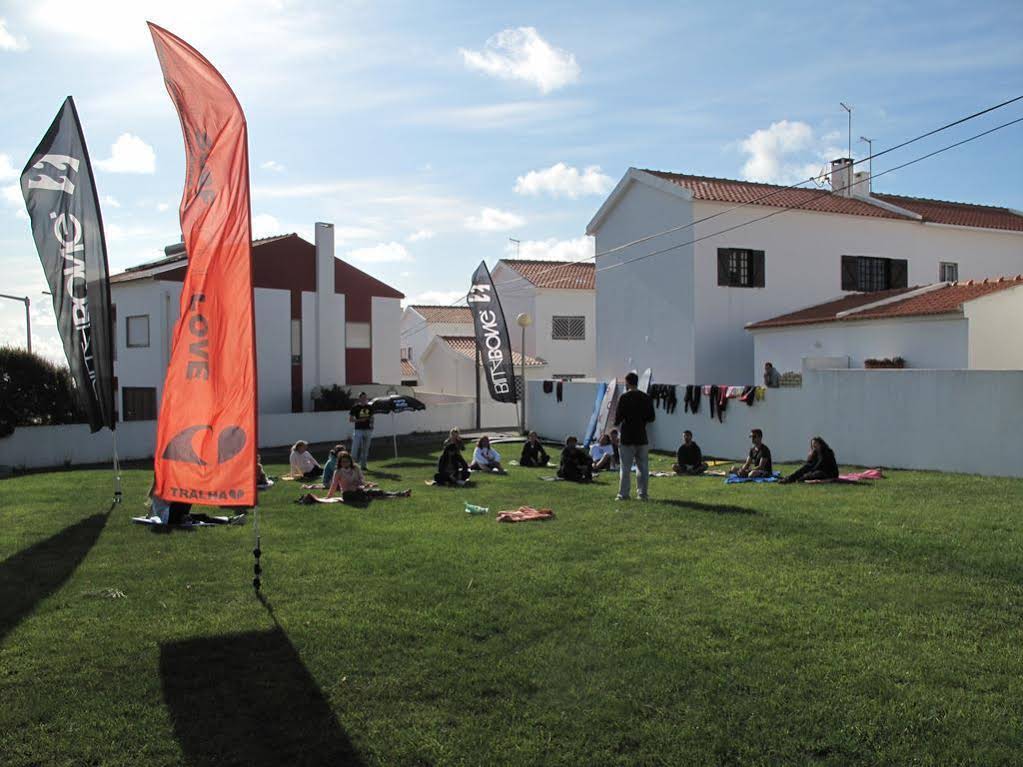 Surf Moments House & School