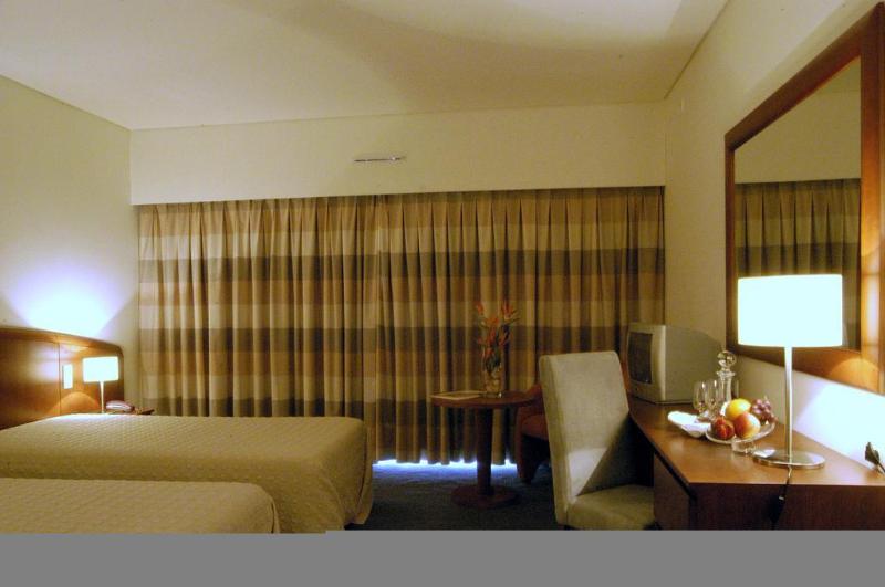 Apulia Praia Hotel