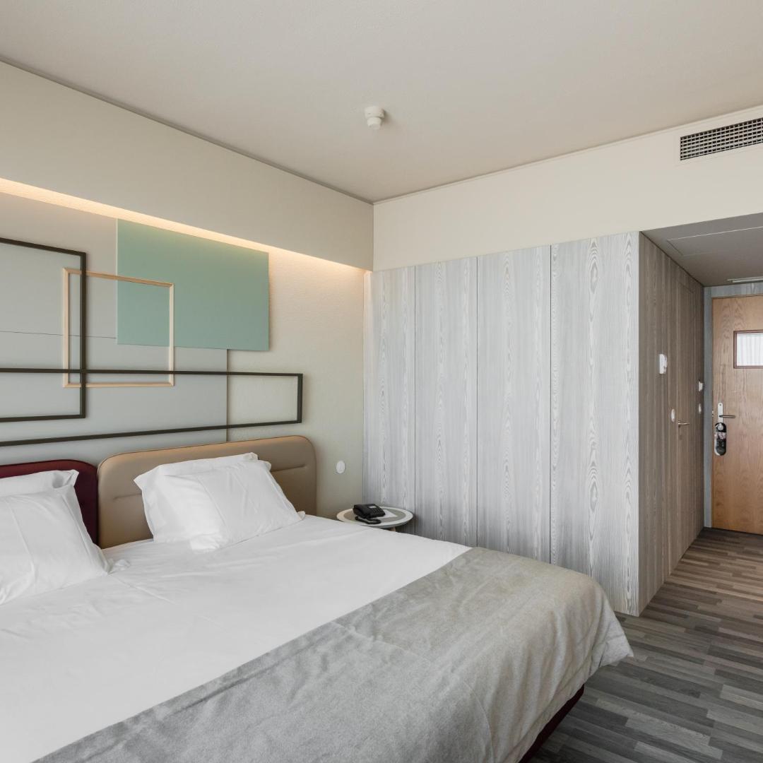 Axis Ofir Beach Resort Hotel