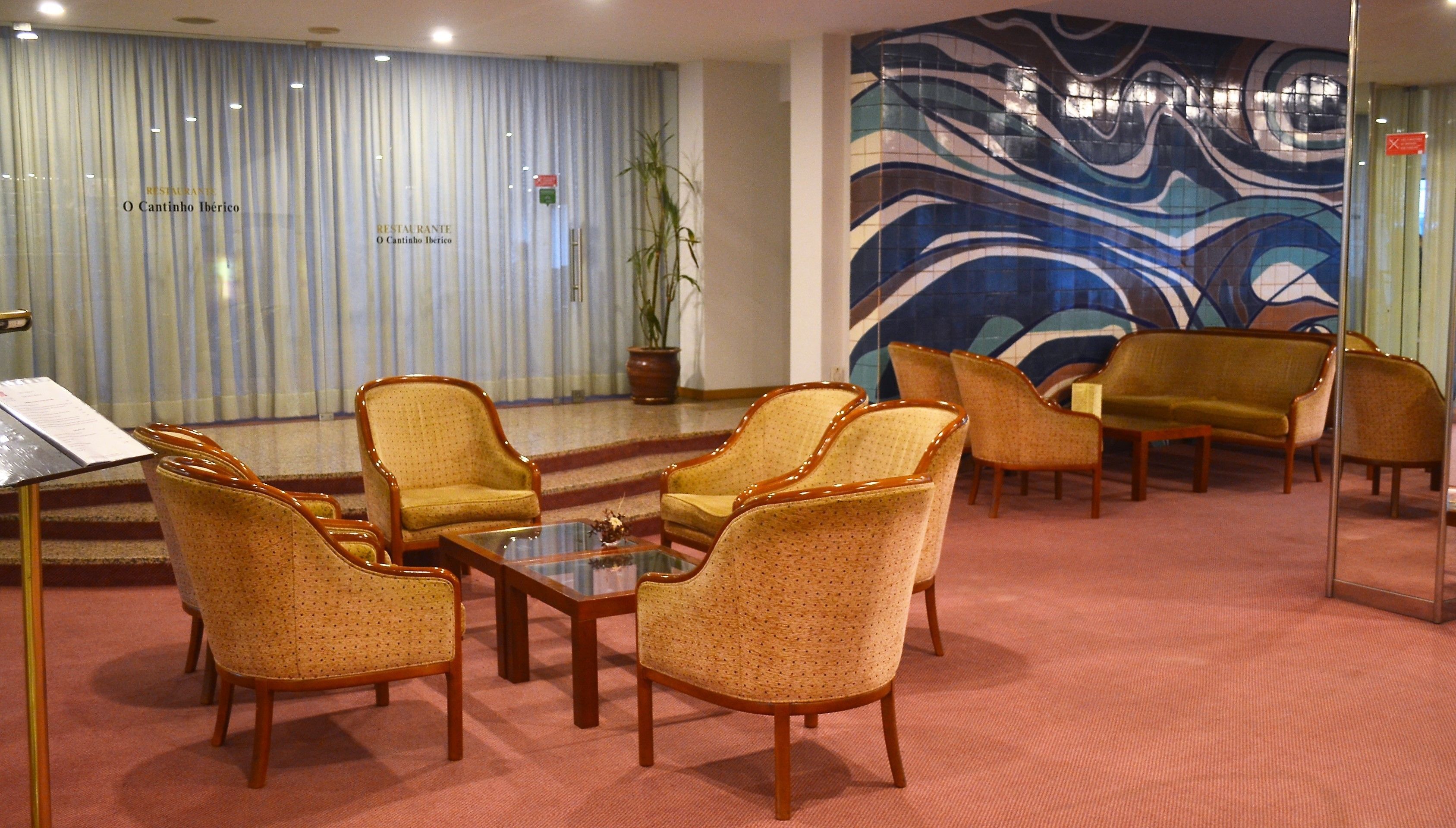 Premium Maia Hotel