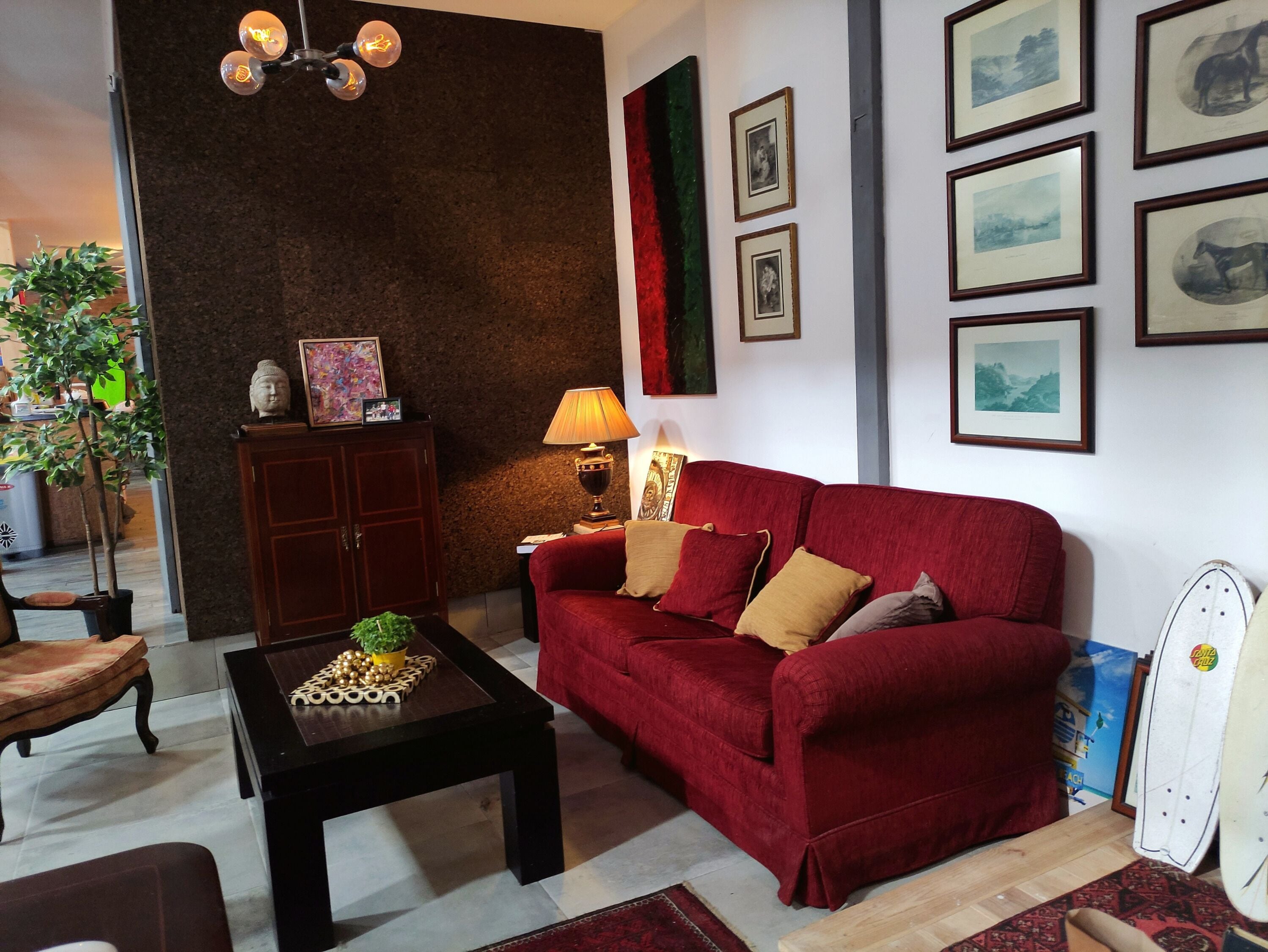 Caruma Surf Hostel & Suites