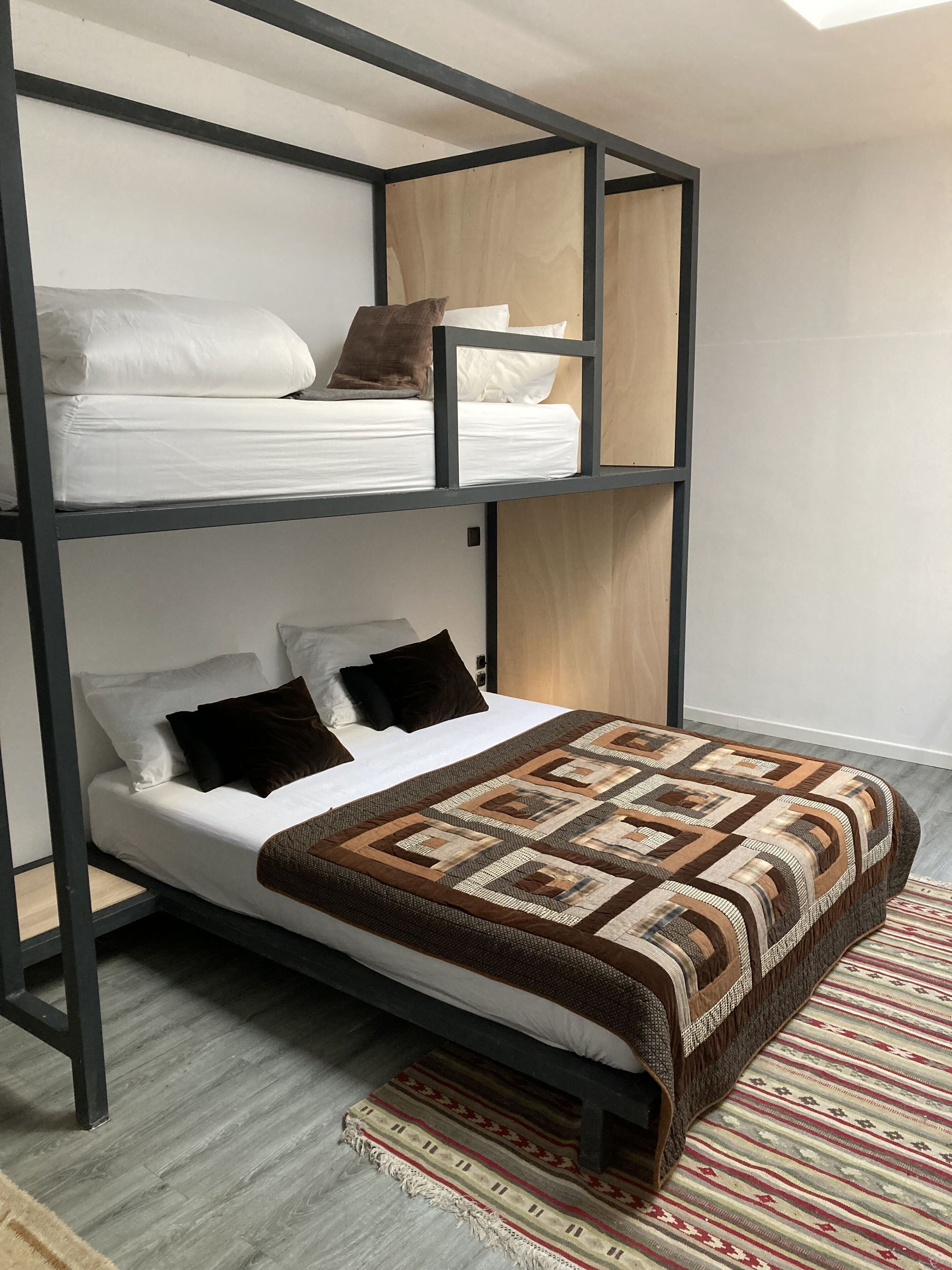 Caruma Surf Hostel & Suites