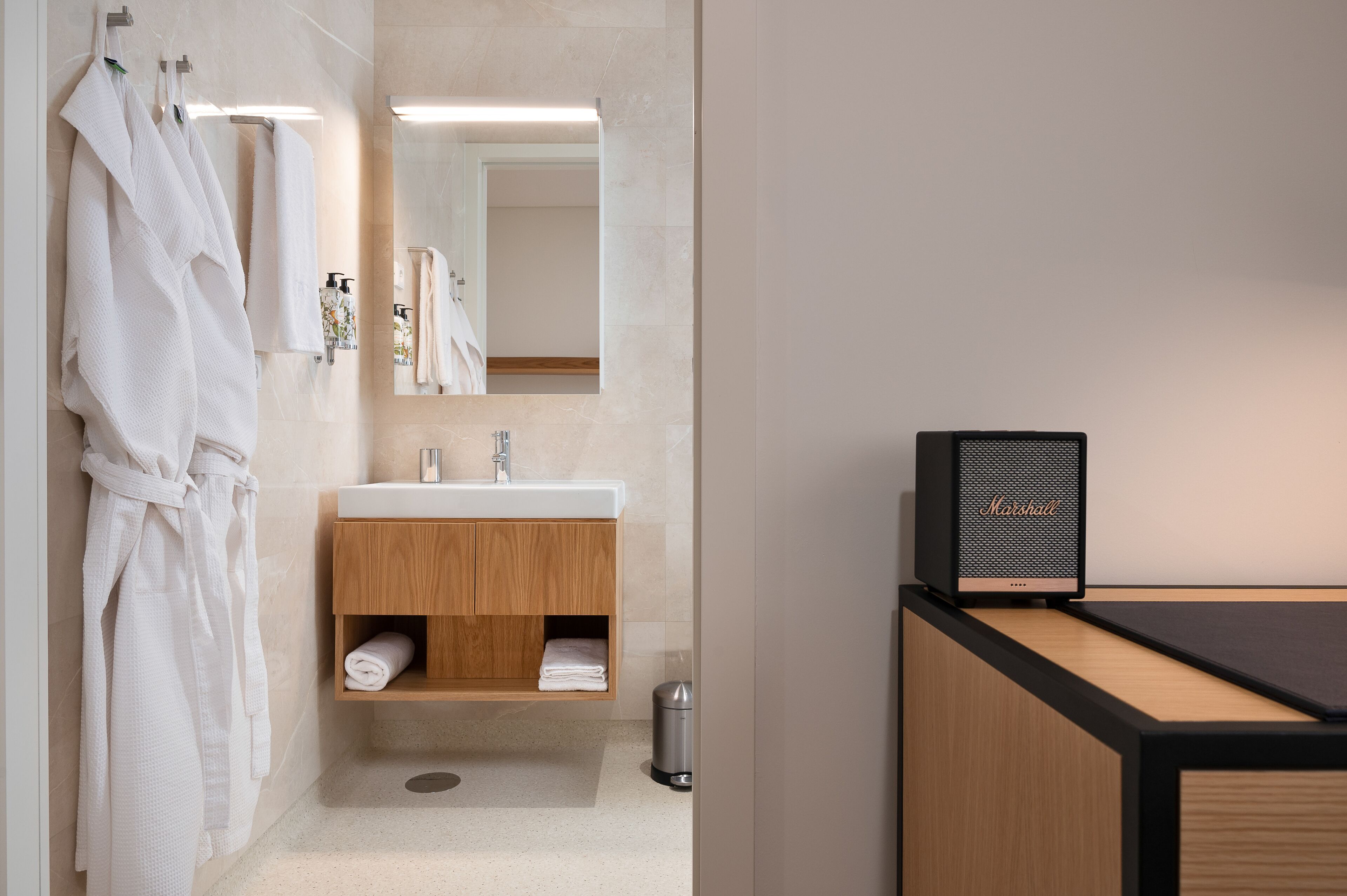 Bfresh Hotel