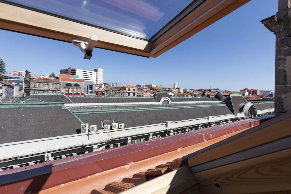 BO - Fernandes Tomás Apartments