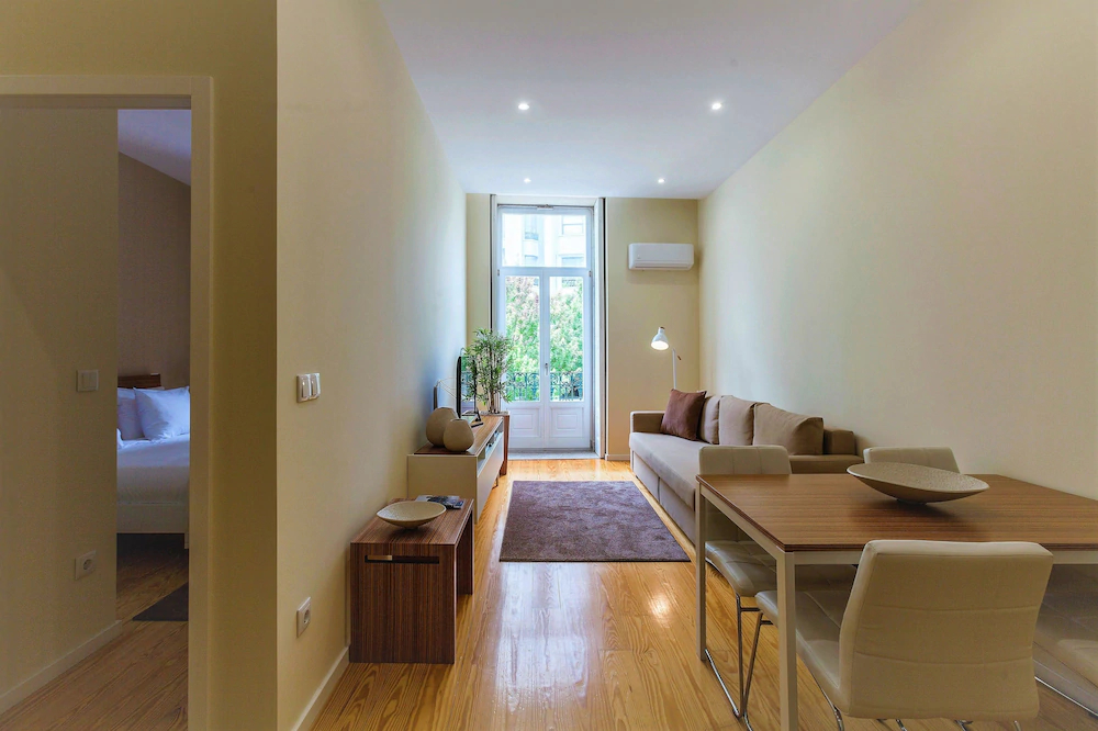 BO - Fernandes Tomás Apartments
