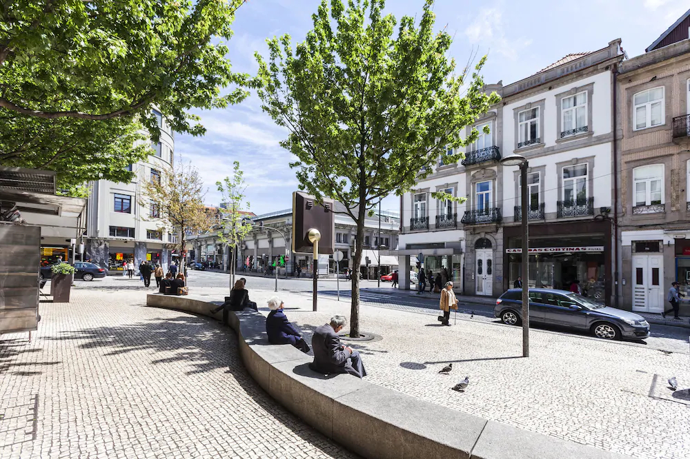 BO - Fernandes Tomás Apartments