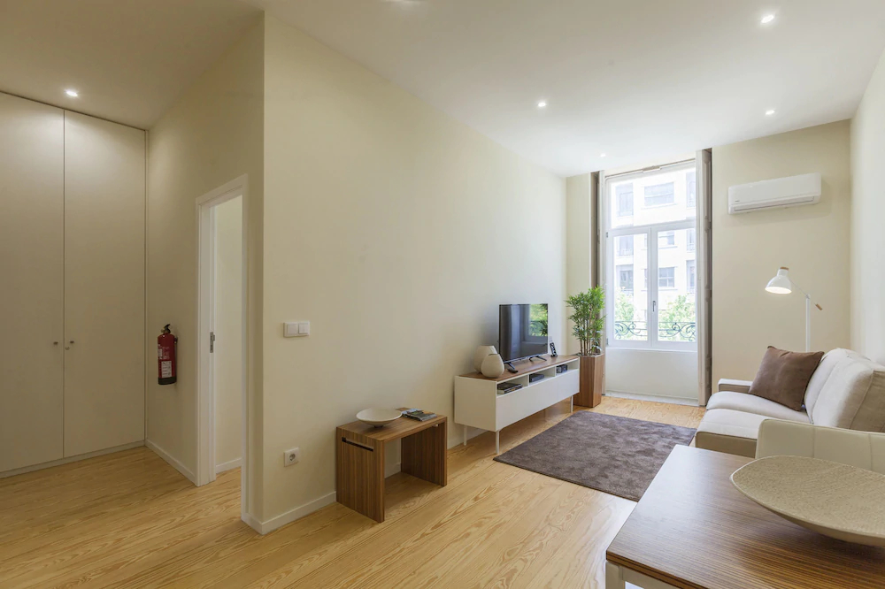 BO - Fernandes Tomás Apartments