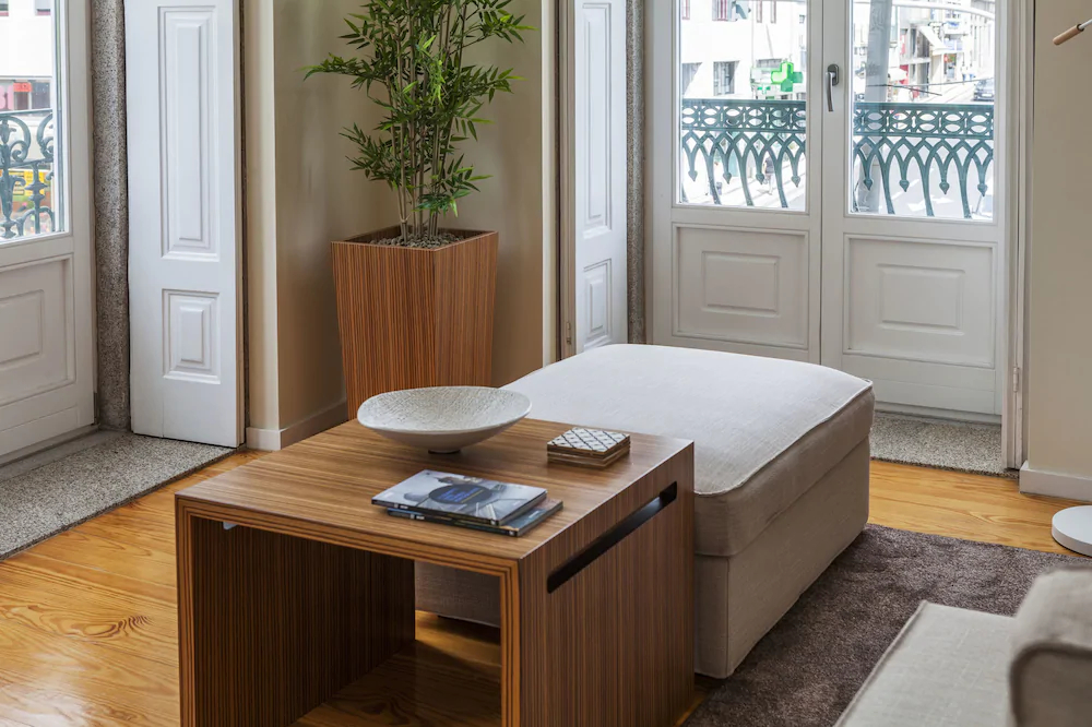 BO - Fernandes Tomás Apartments