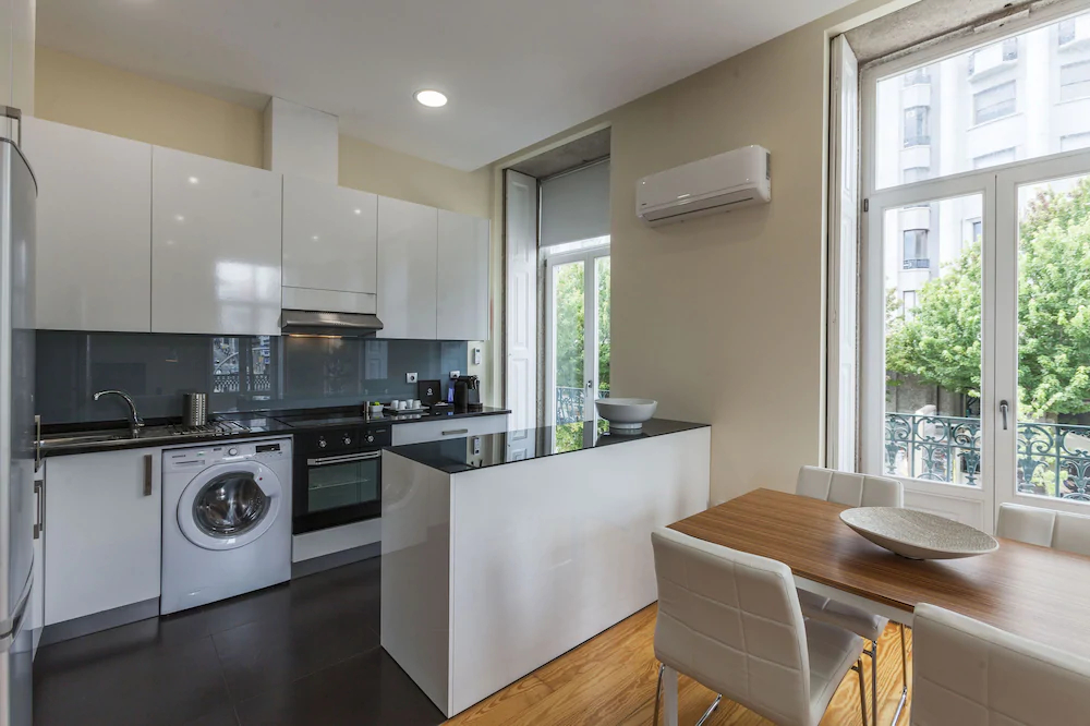 BO - Fernandes Tomás Apartments