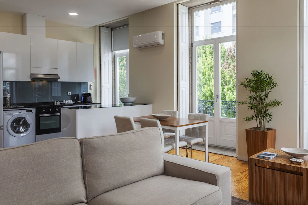 BO - Fernandes Tomás Apartments