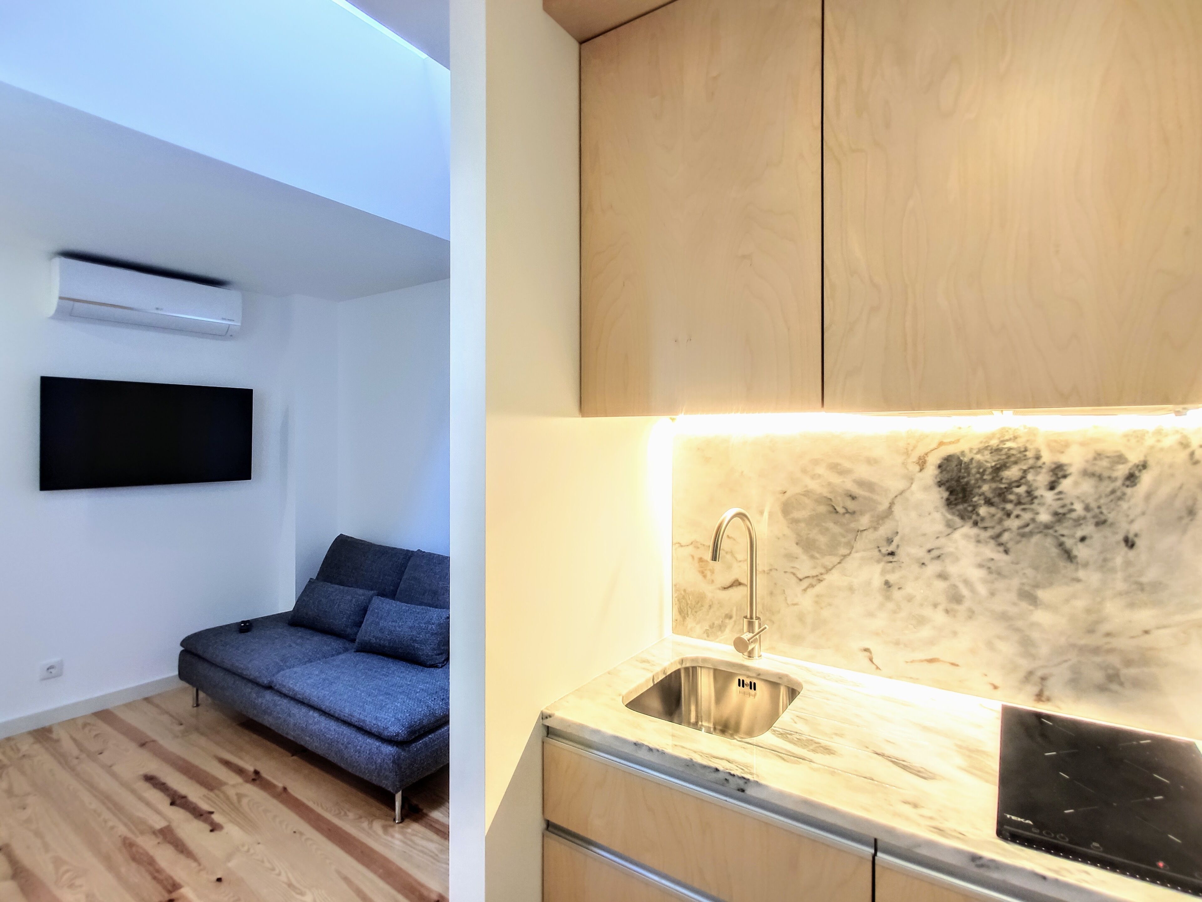 Bombarda Cinema Apartments