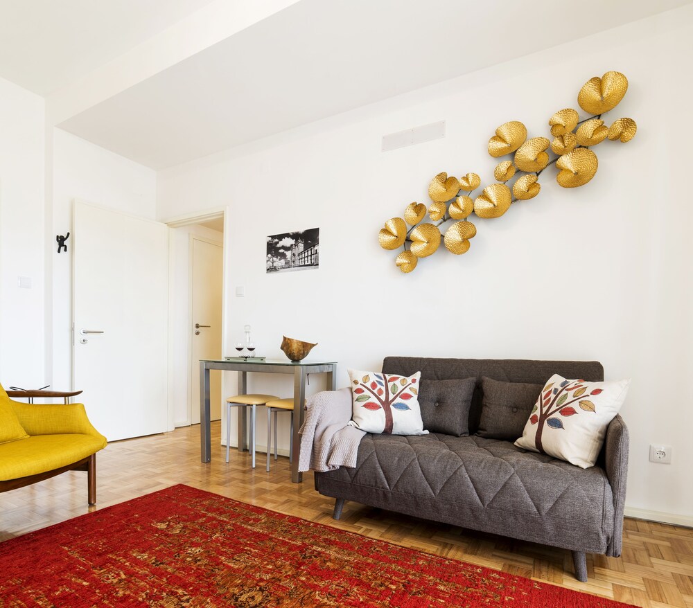 Dot Oporto Flats by Porto City Hosts
