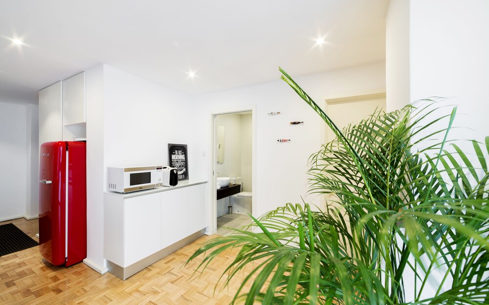 Dot Oporto Flats by Porto City Hosts