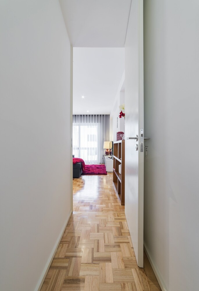 Dot Oporto Flats by Porto City Hosts