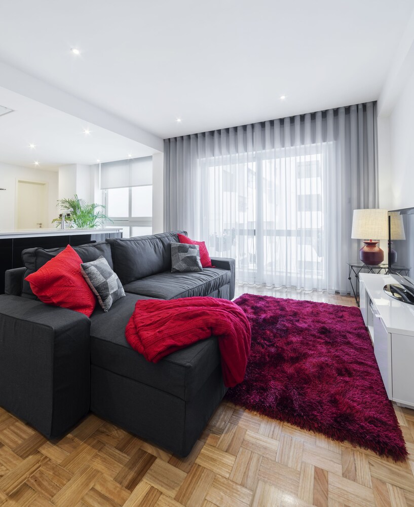 Dot Oporto Flats by Porto City Hosts
