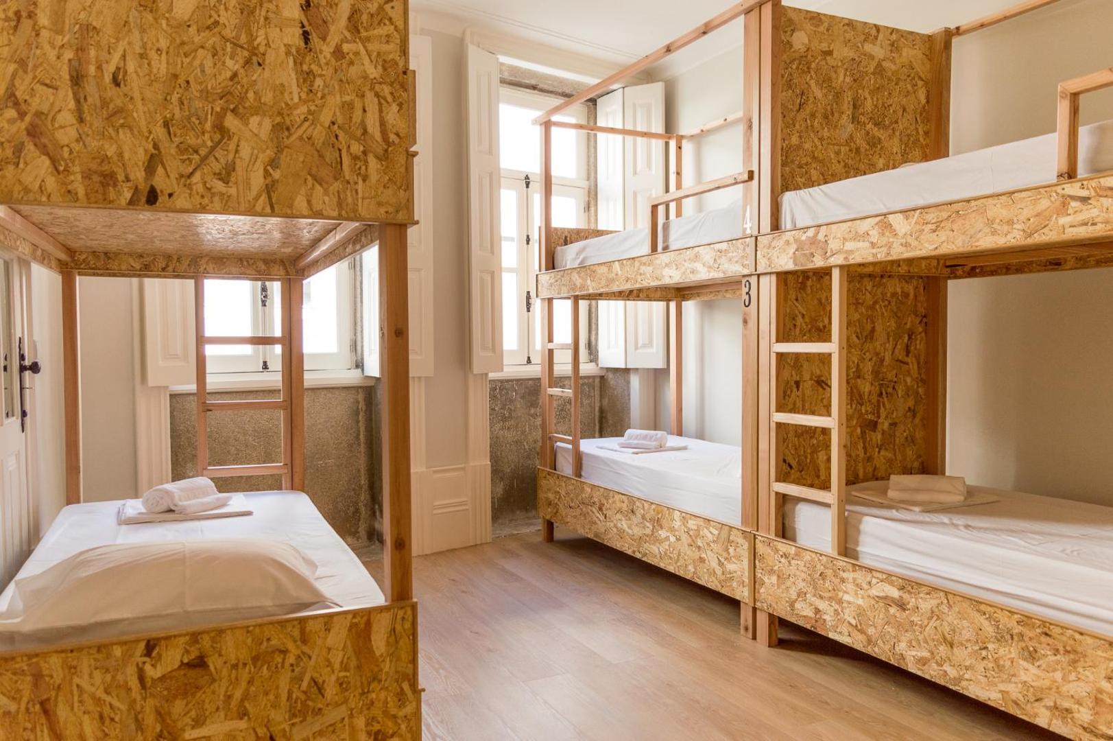 Queen's Garden Hostel