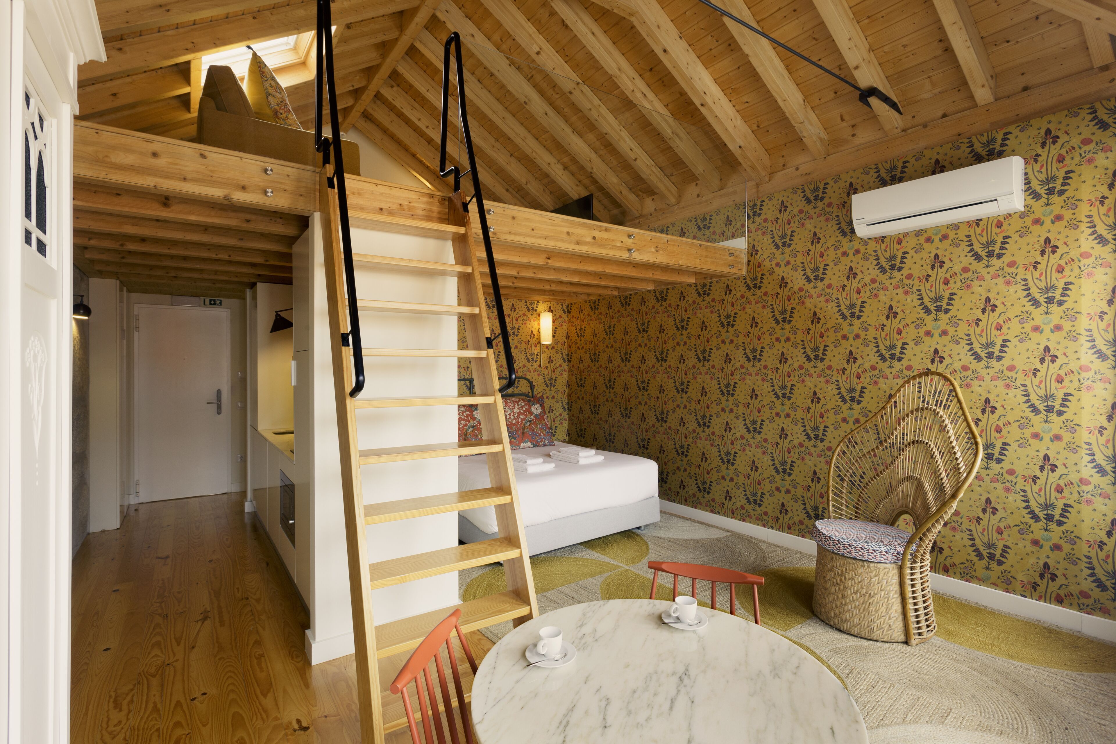 Líbere Porto Laranjais