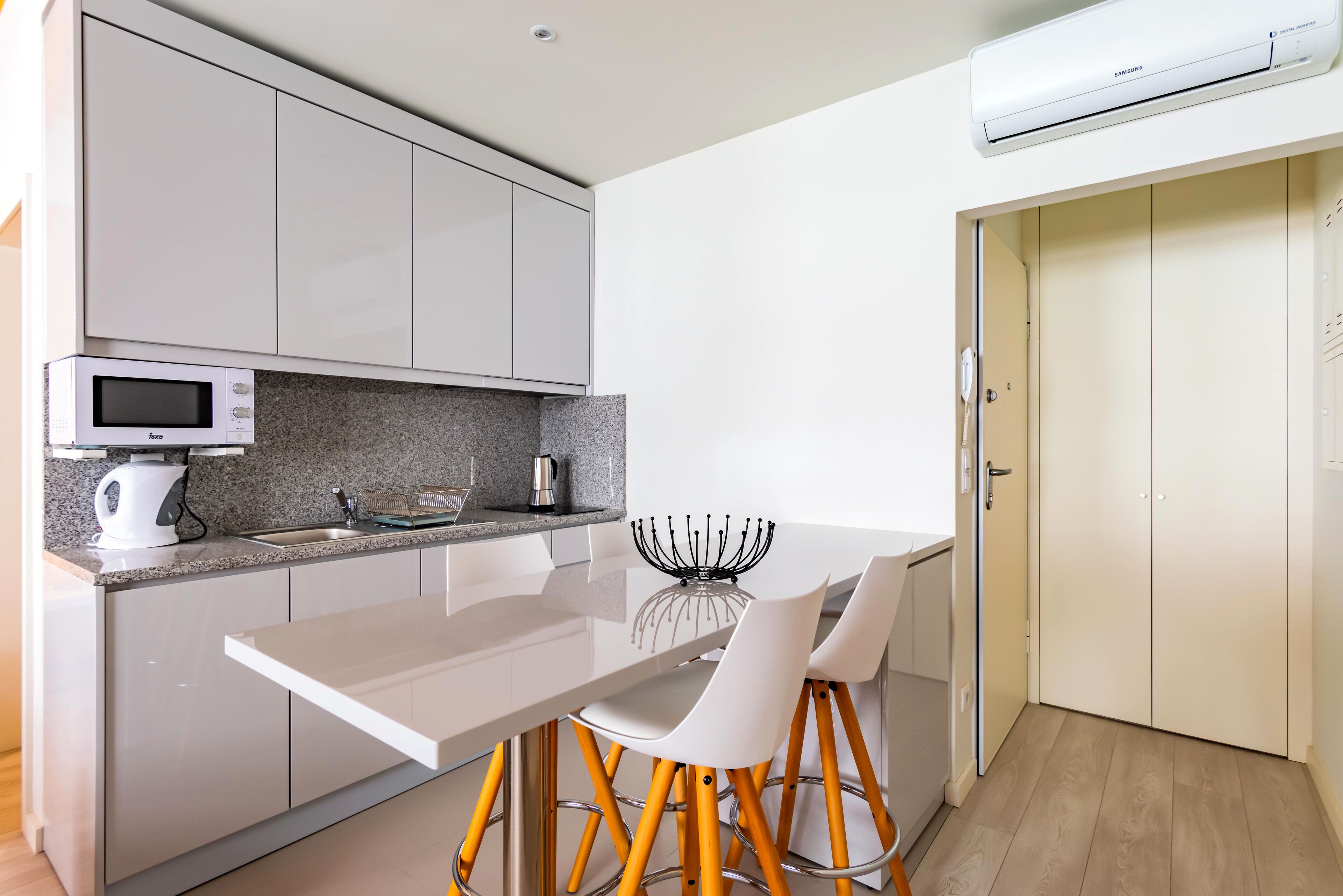 Lemago Porto Apartments São Bento by BnbHost