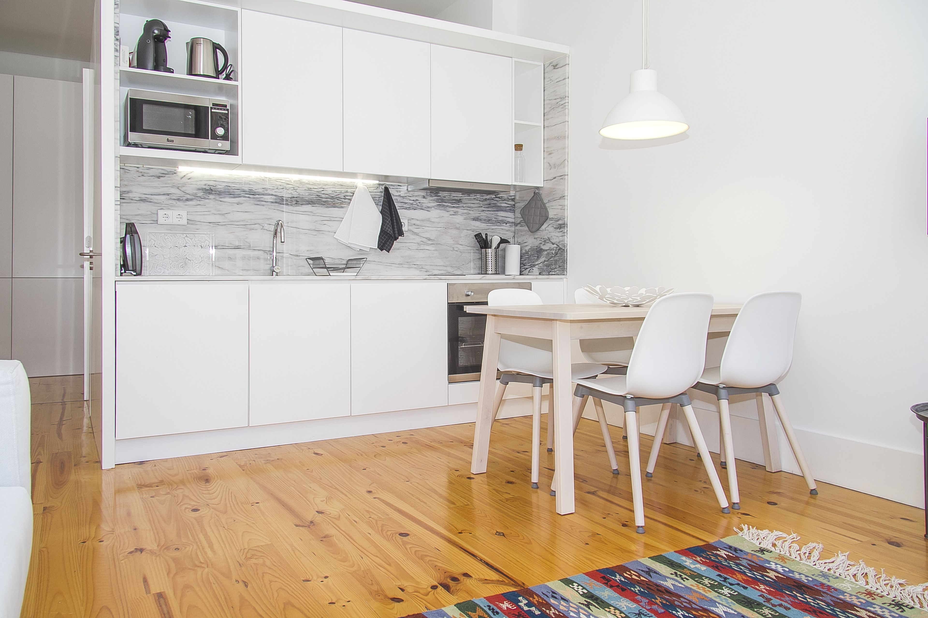 Liiiving in Porto - Blue Flower Apartment