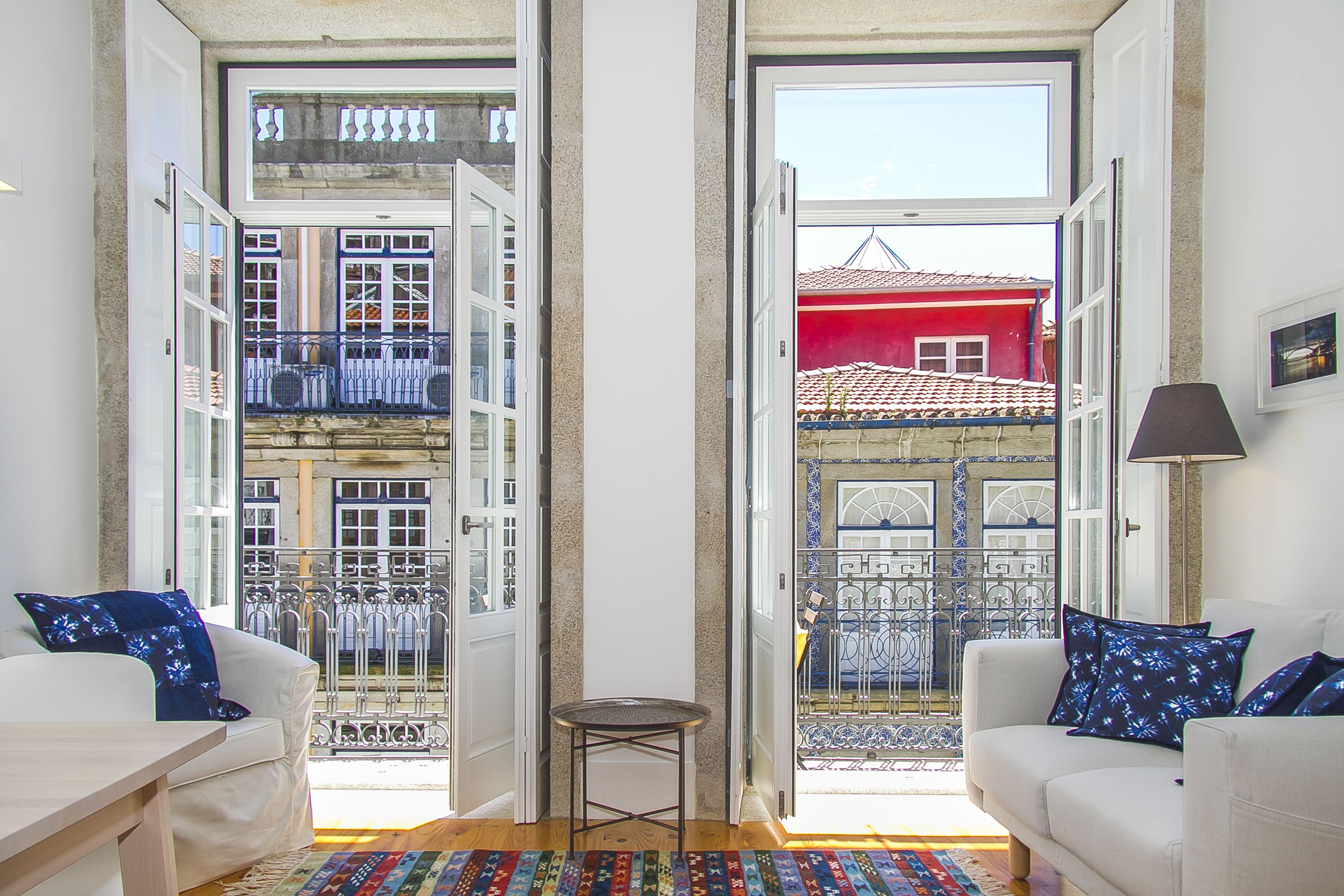 Liiiving in Porto - Blue Flower Apartment