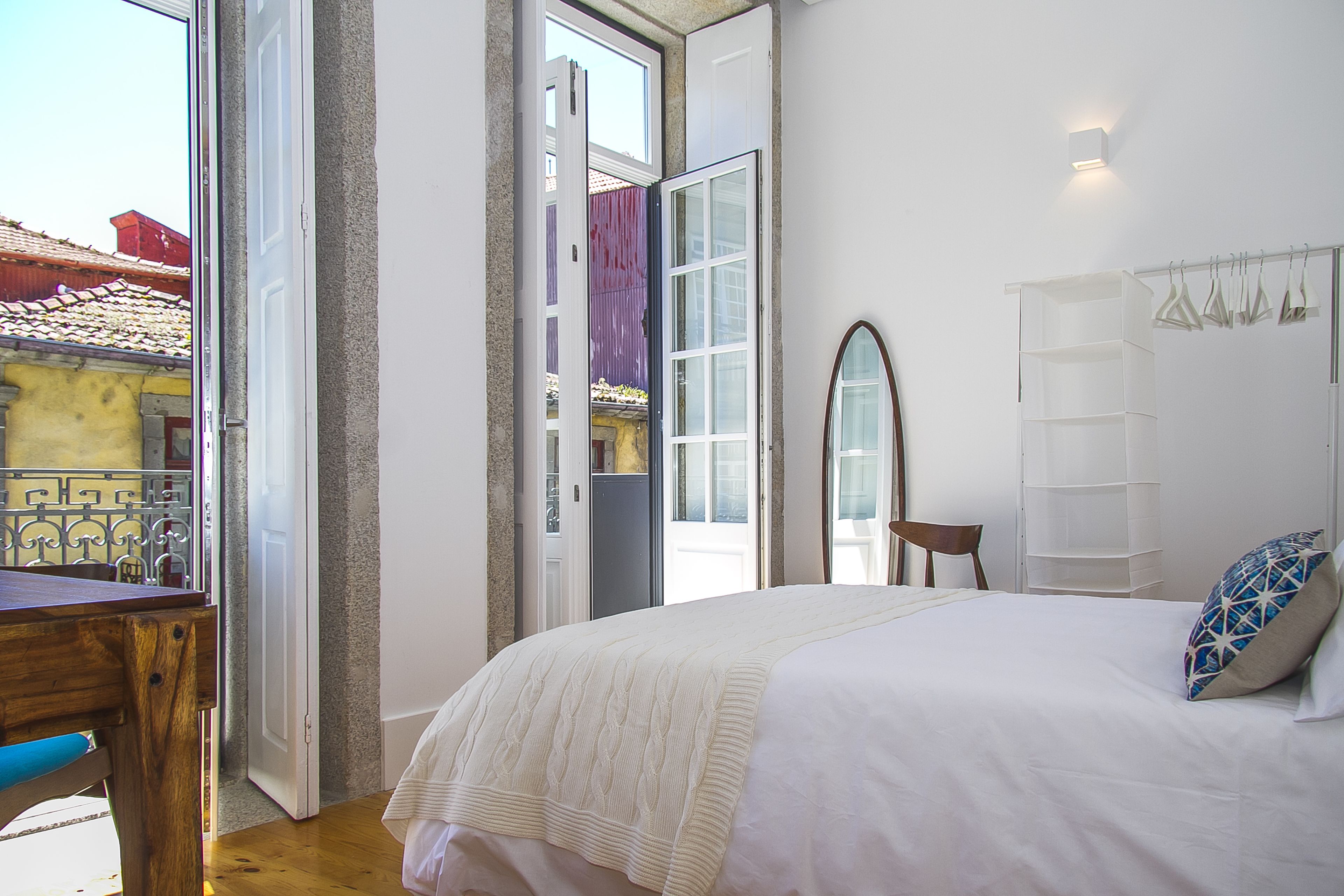 Liiiving in Porto - Blue Flower Apartment