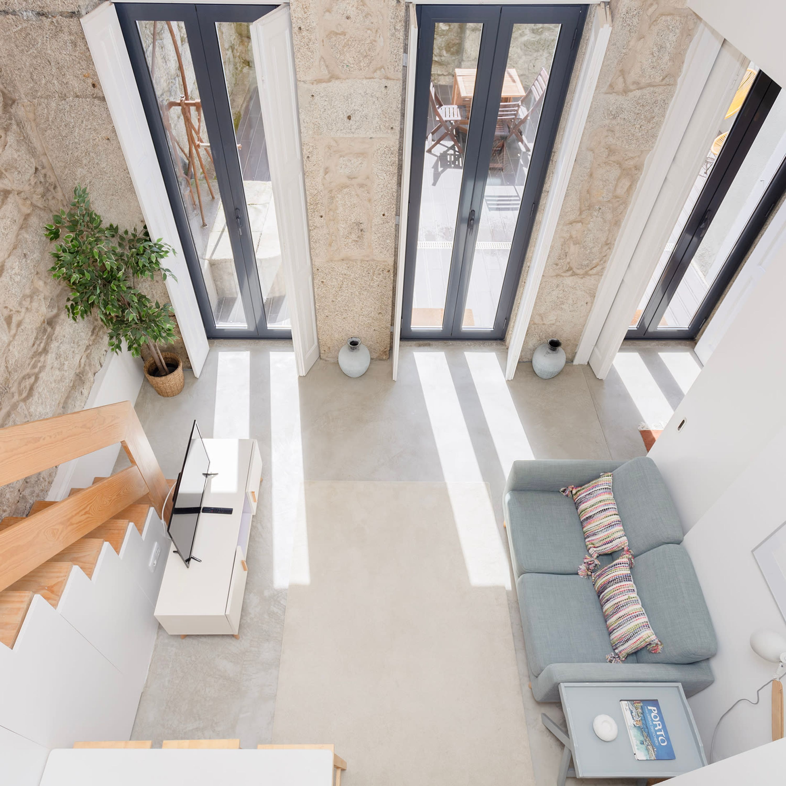 Liiiving In Porto Terrace & Sunny Apartment
