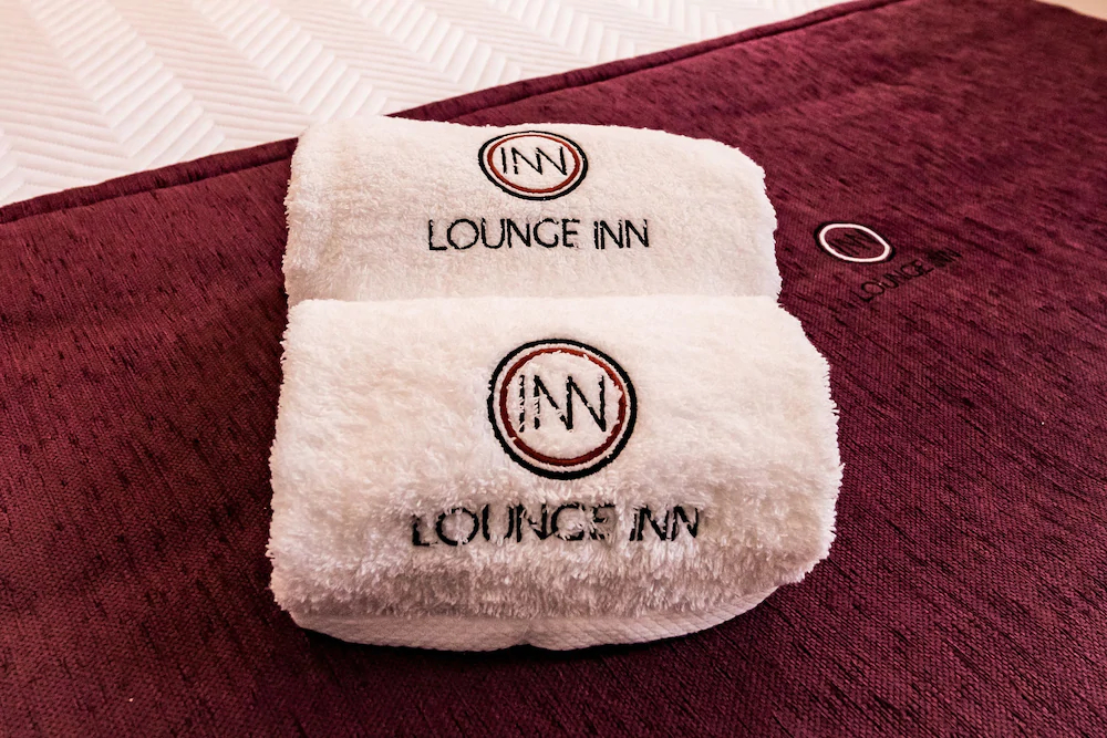 Lounge Inn