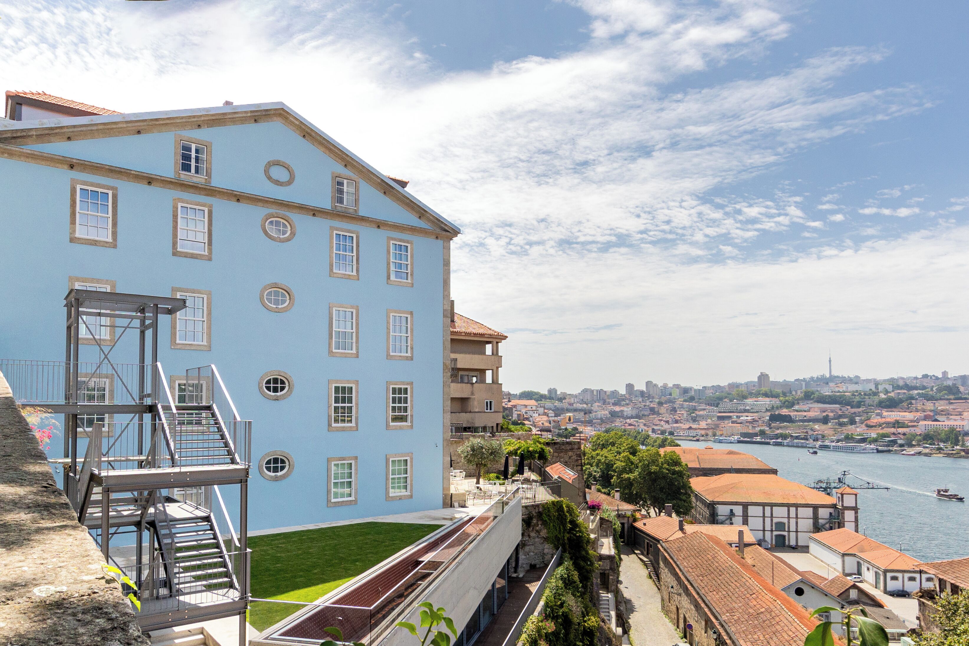 Maison Bleue