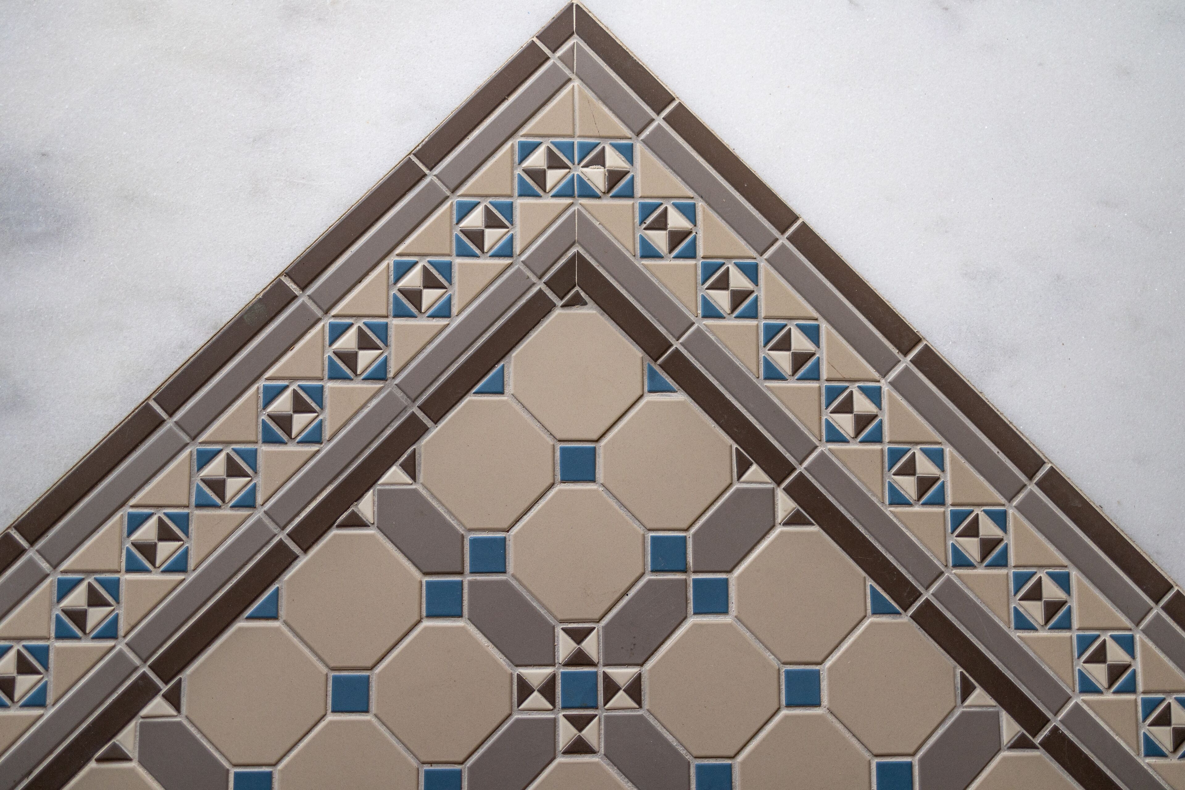 Maison Bleue