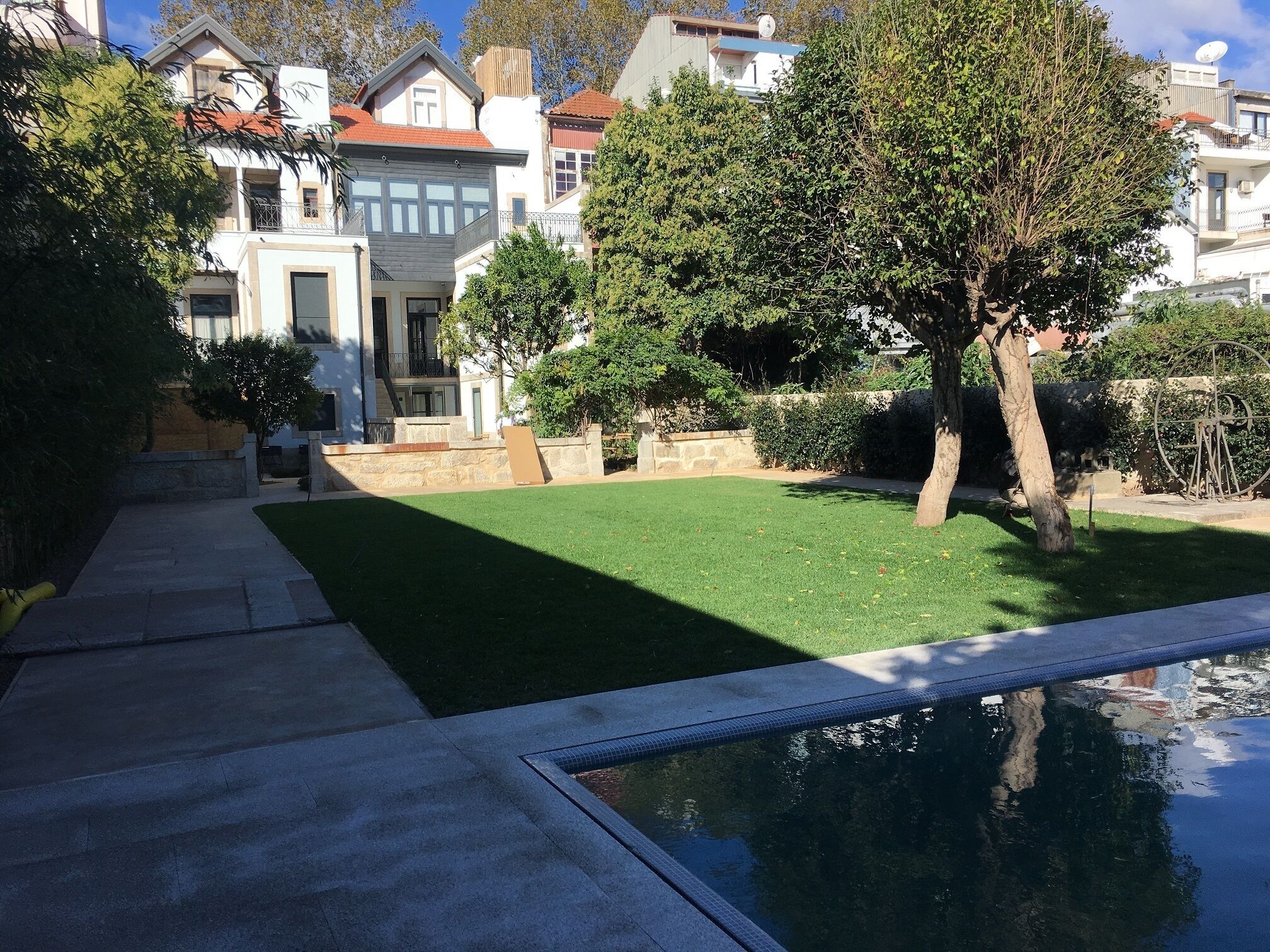 Marquês Garden House by Olivia