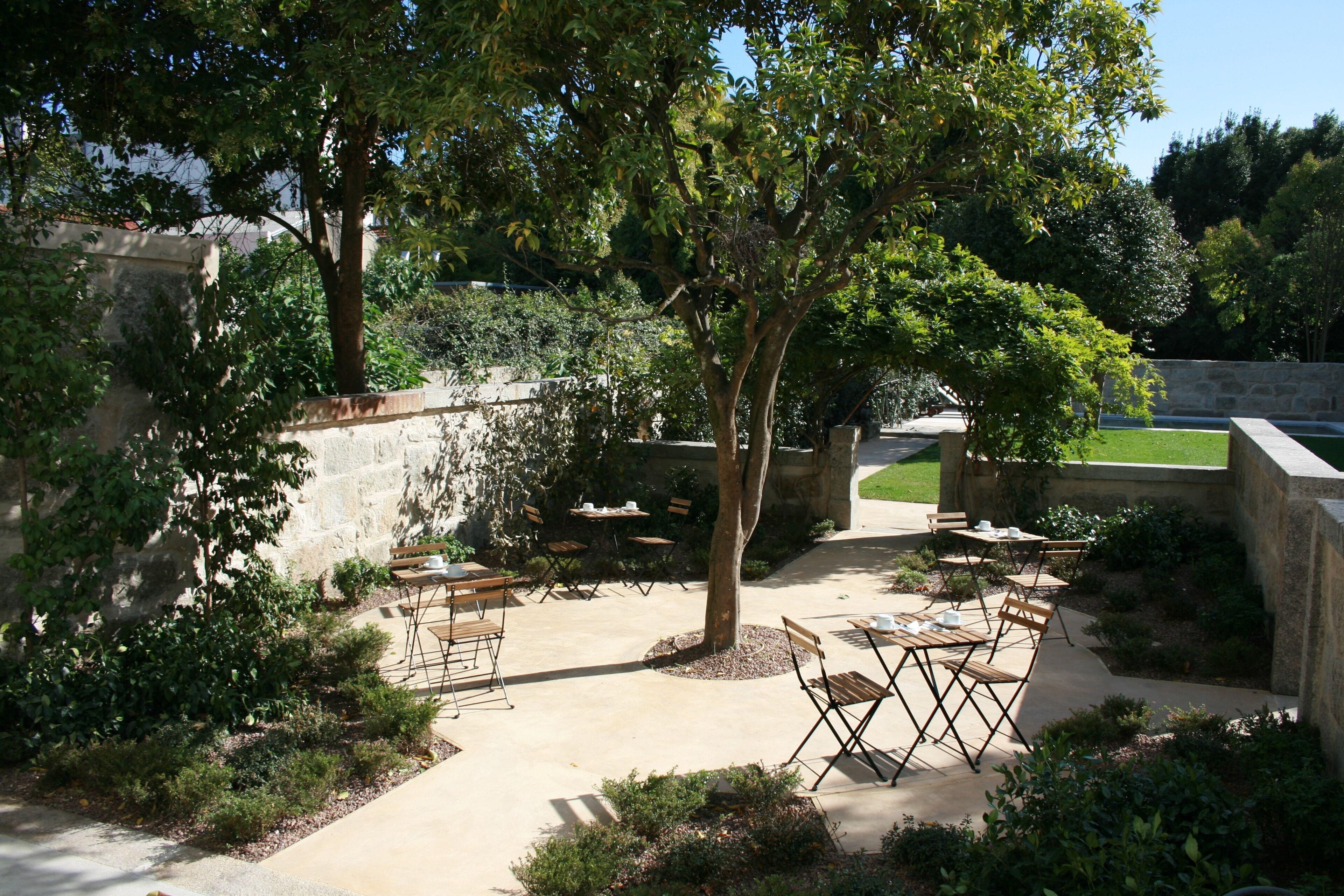 Marquês Garden House by Olivia