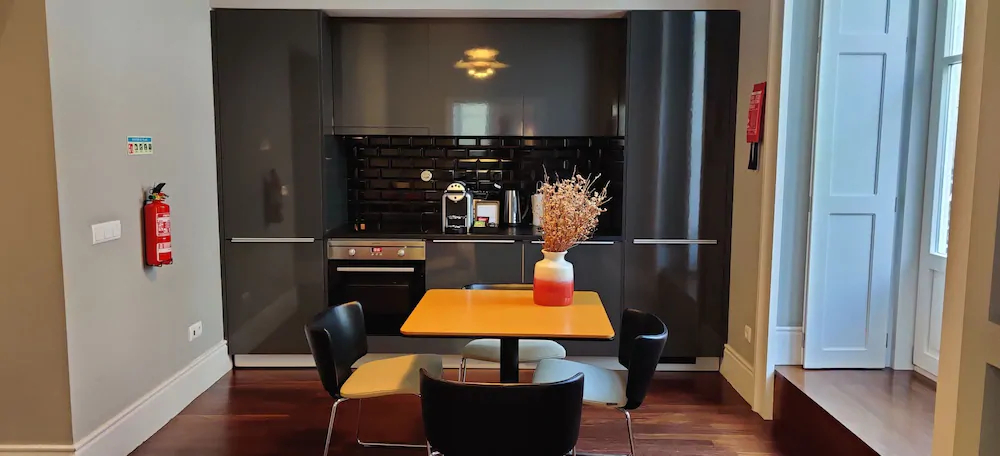 Oporto Serviced Apartments Alvares Cabral
