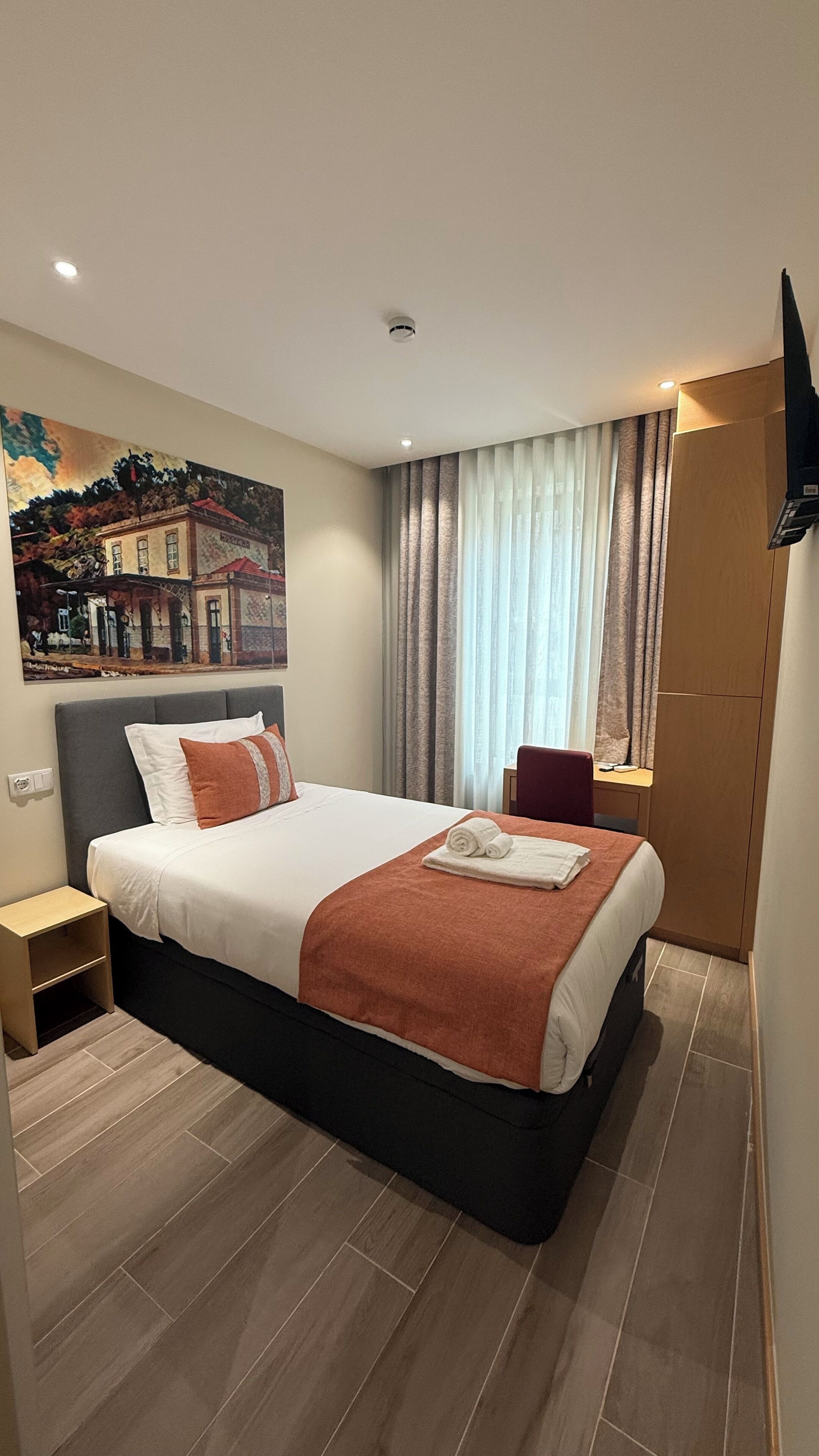 Oporto Station Hostel & Rooms