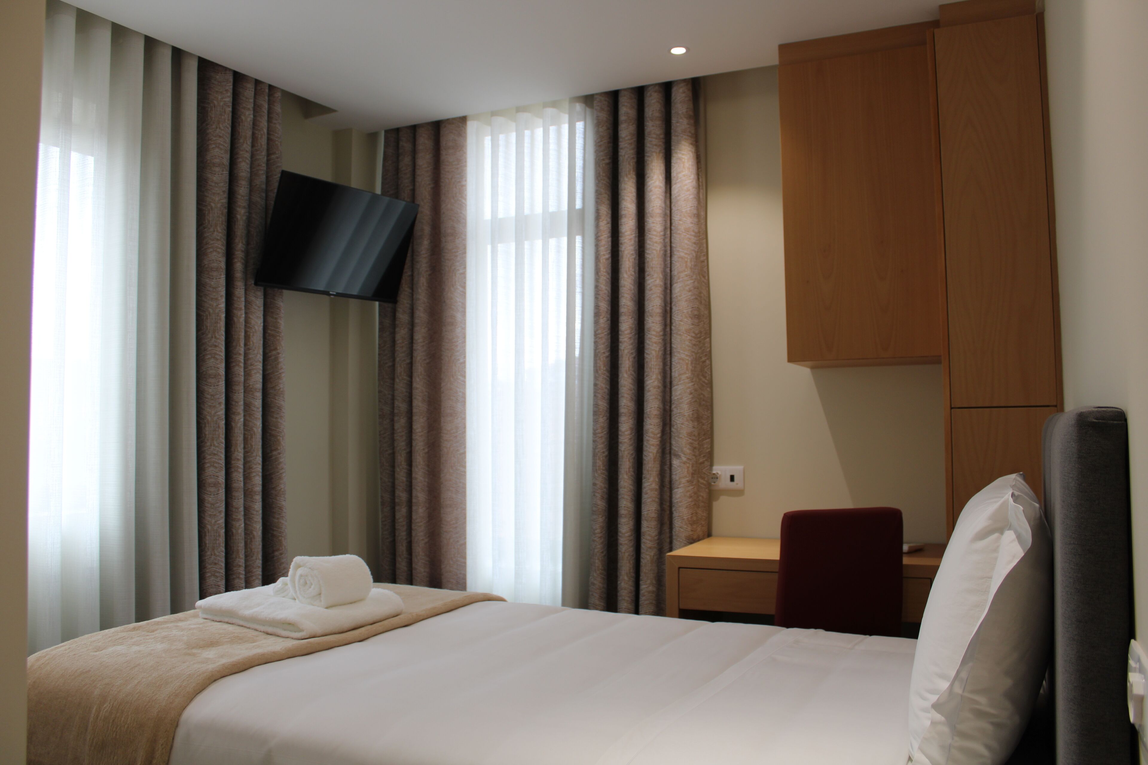 Oporto Station Hostel & Rooms