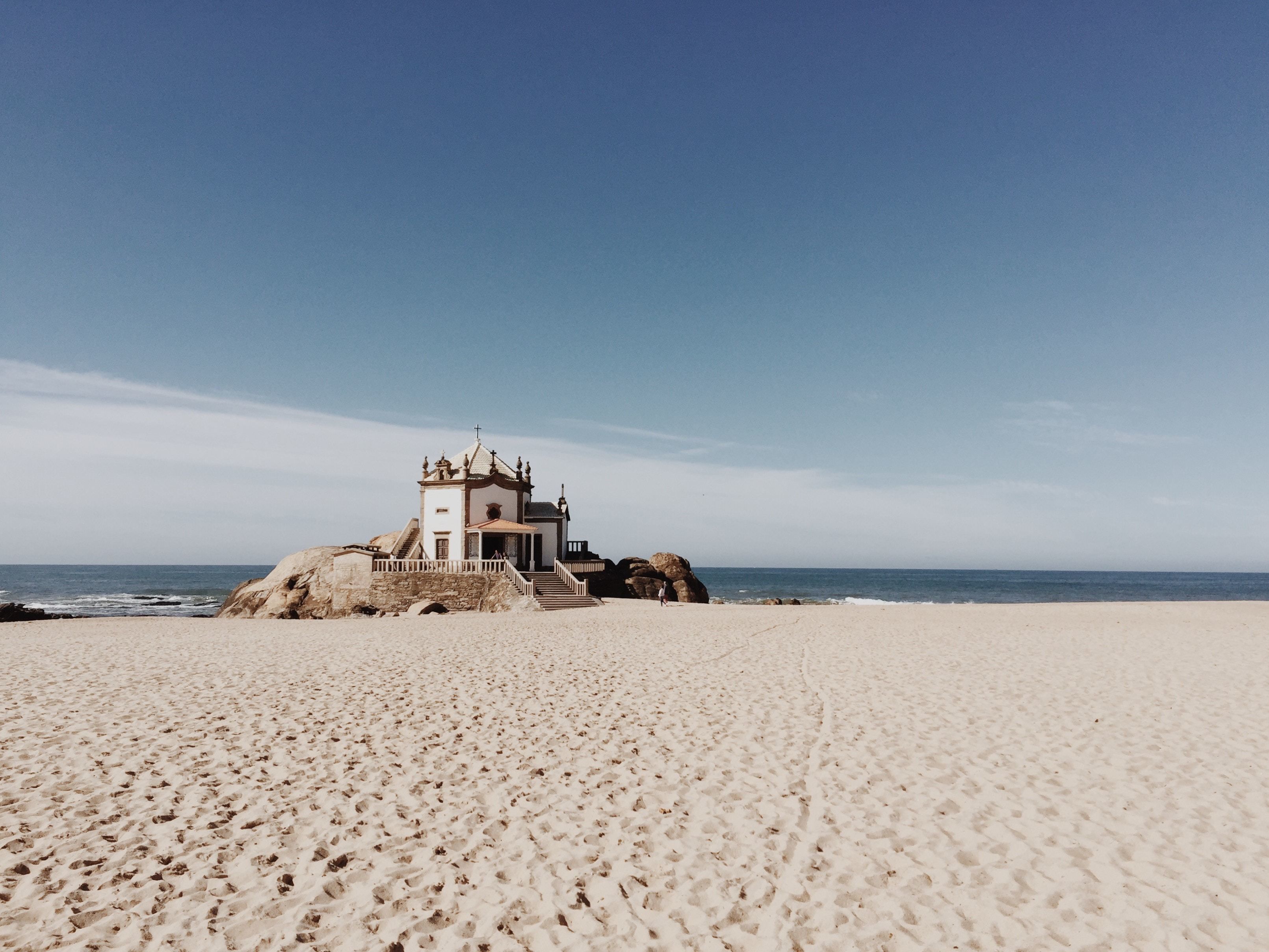 Portohall Beach & Hot Tub
