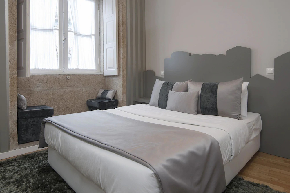 Your Opo Clerigos Apartments