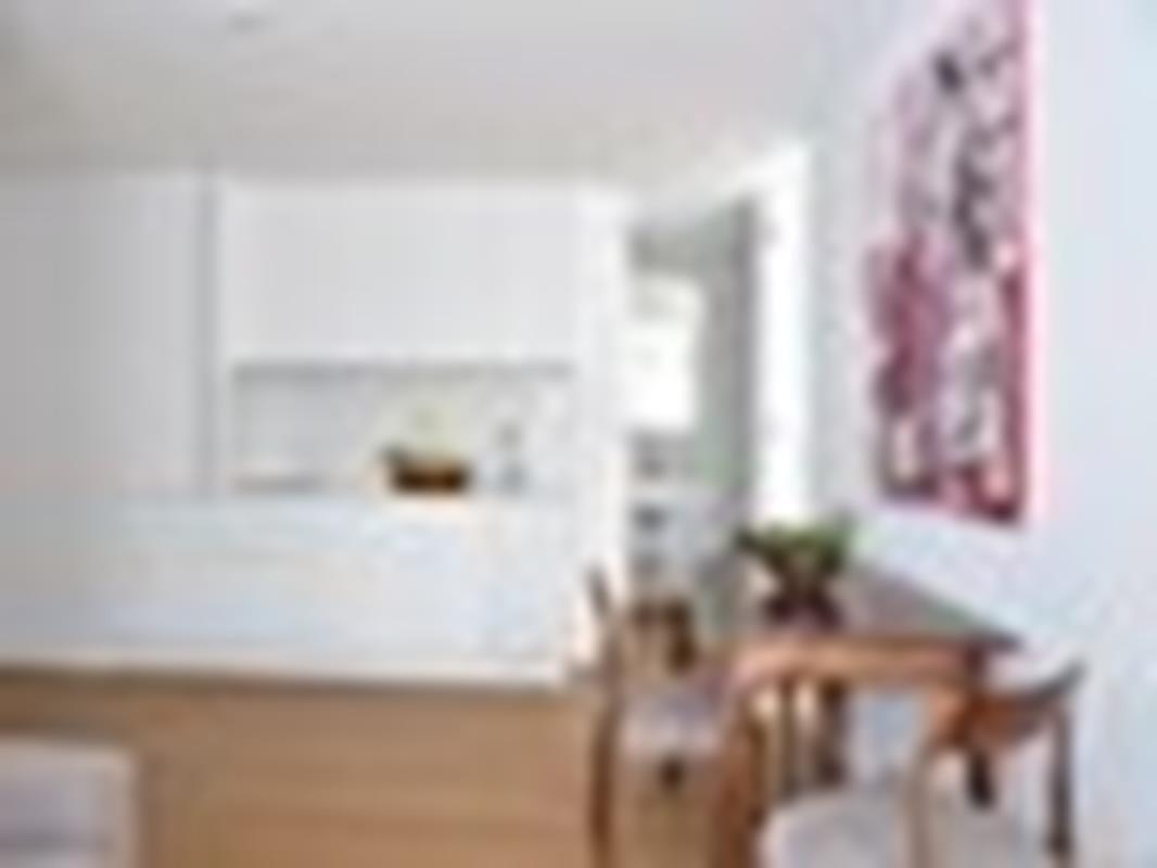Melo Alvim Suites & Apartments