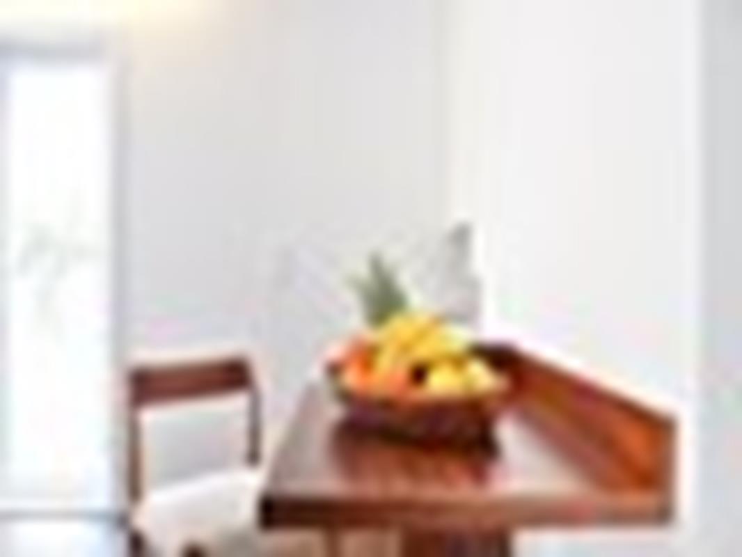 Melo Alvim Suites & Apartments