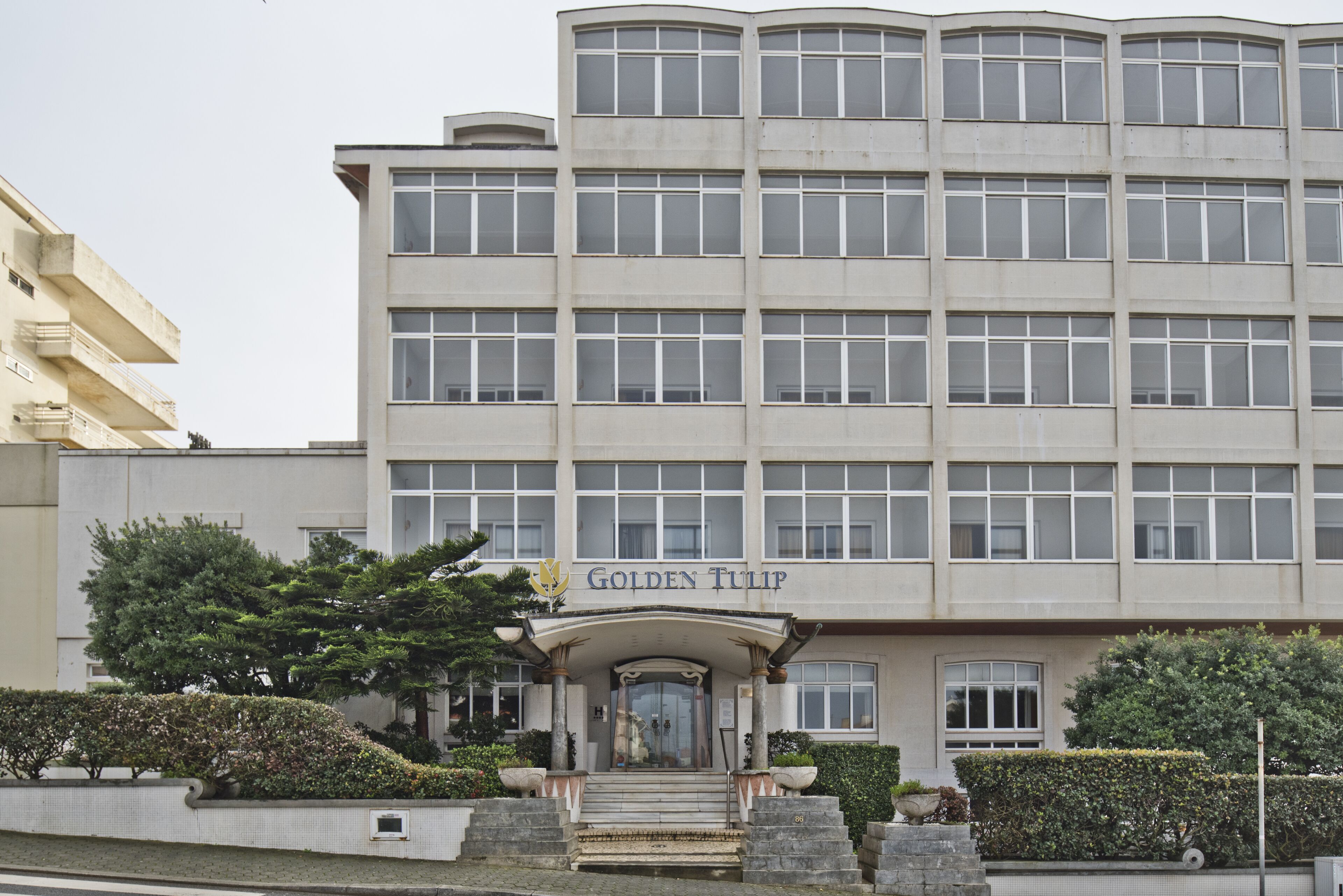 Golden Tulip Porto Gaia Hotel & Spa