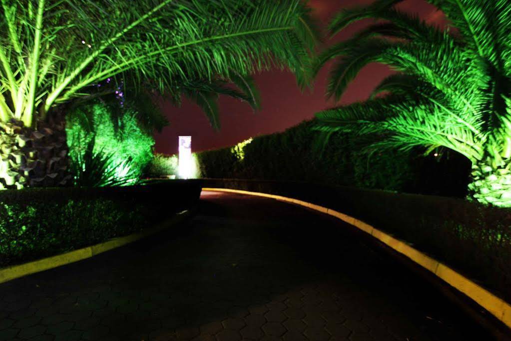 Motel Tropicana