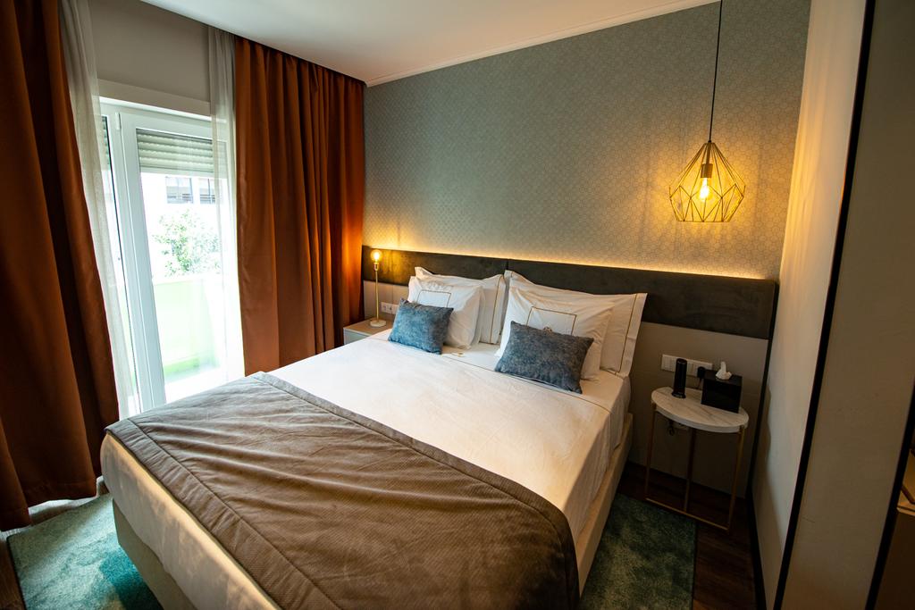 Duplo Charme Boutique Hotel