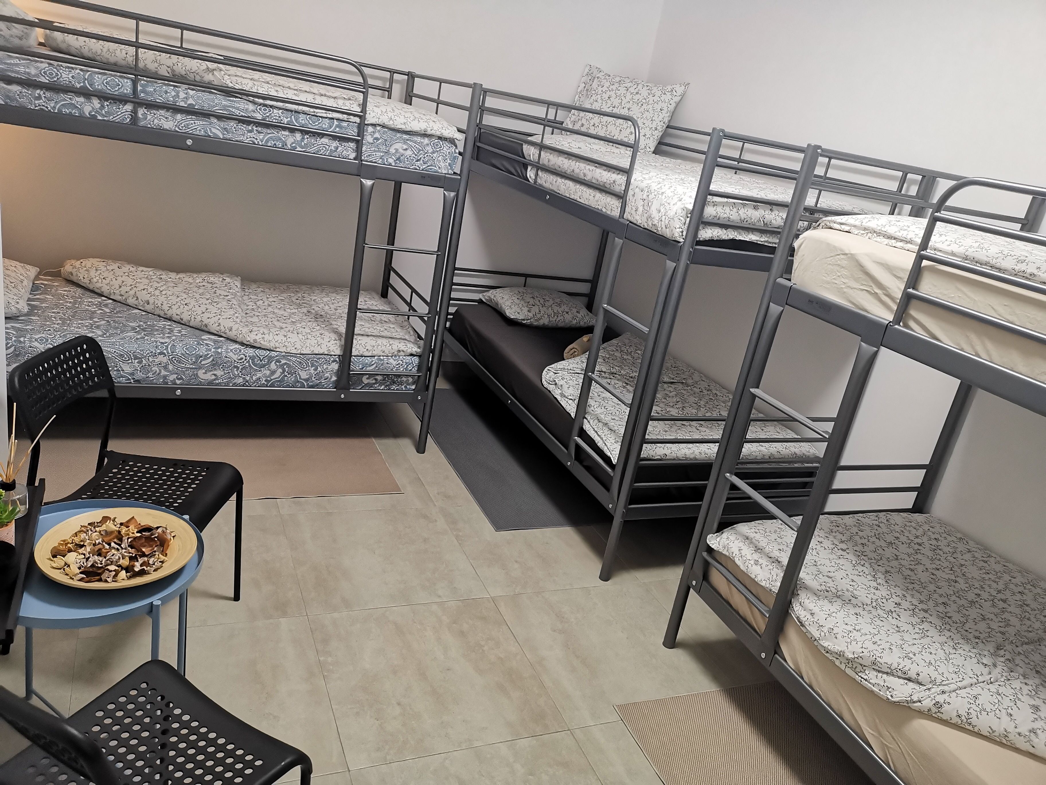 Caparica Poshtel, An Luxury Hostel