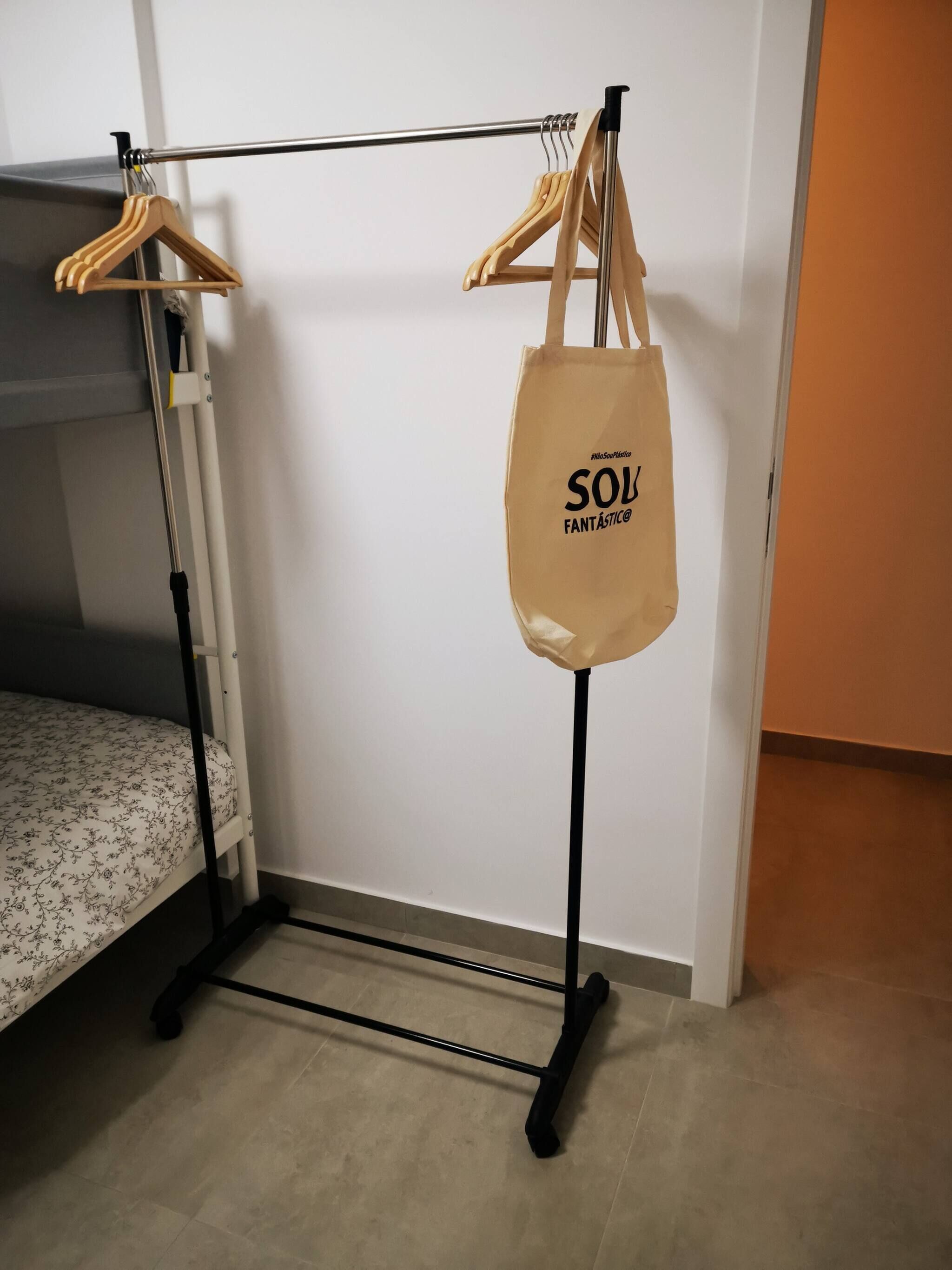 Caparica Poshtel, An Luxury Hostel