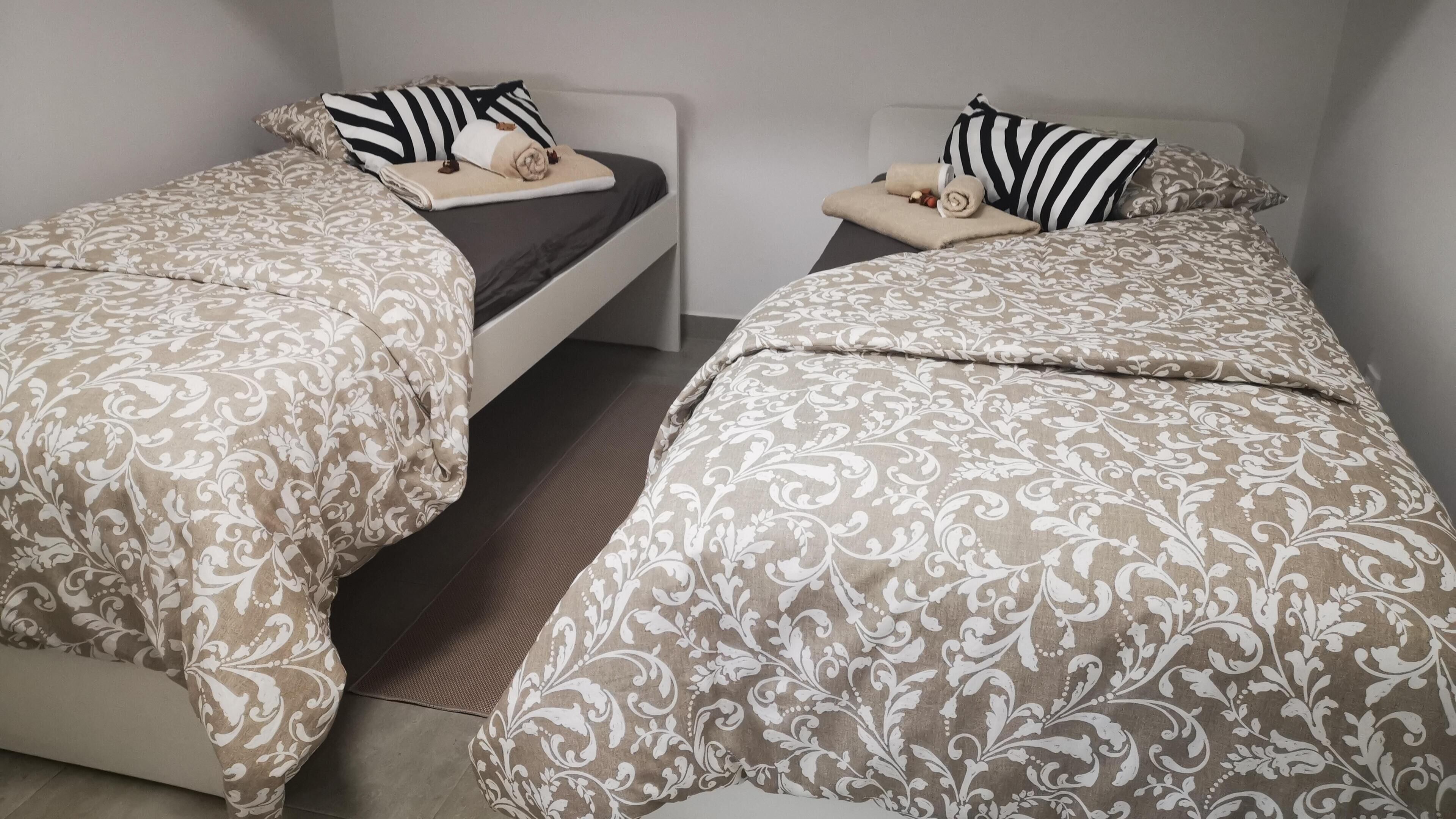 Caparica Poshtel, An Luxury Hostel