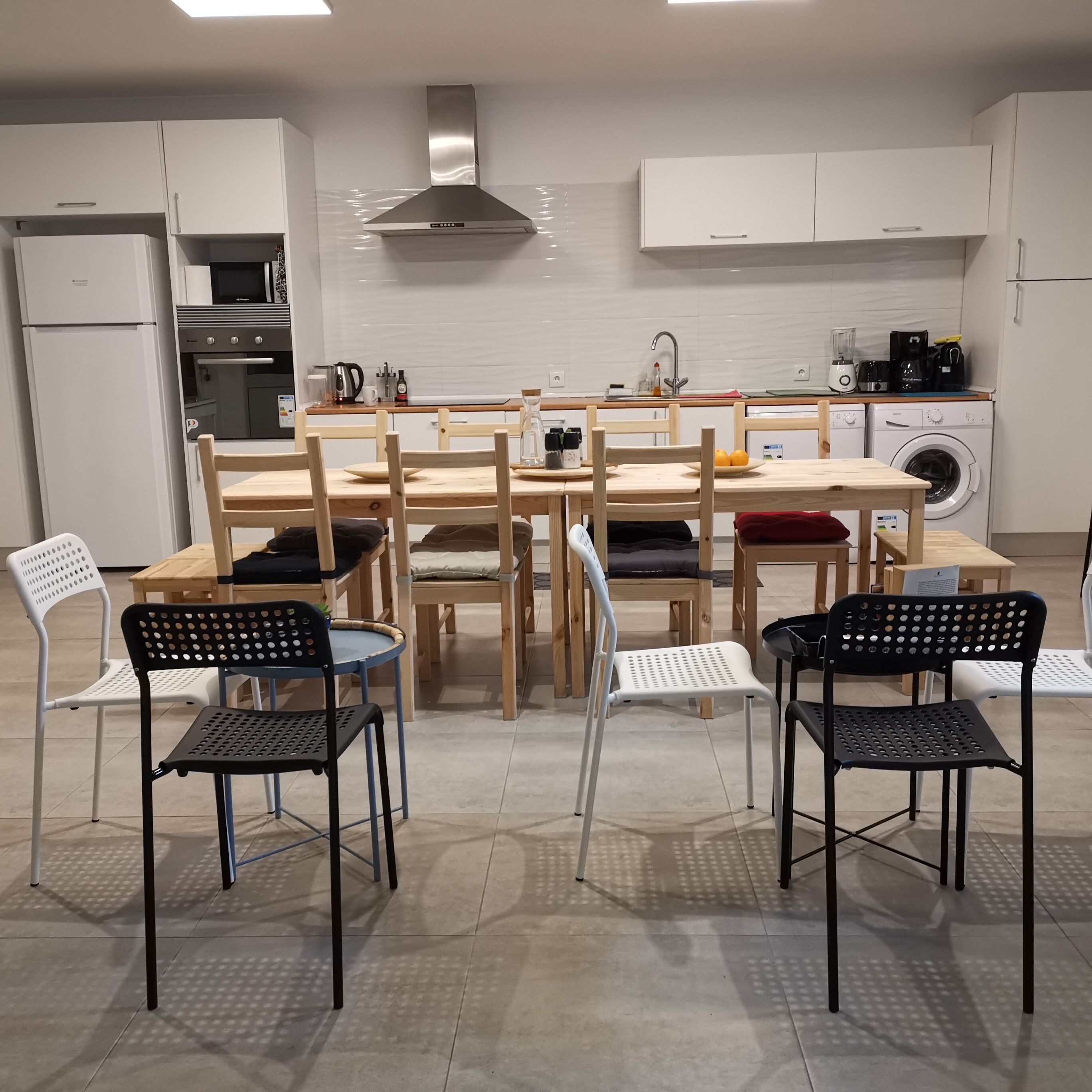 Caparica Poshtel, An Luxury Hostel